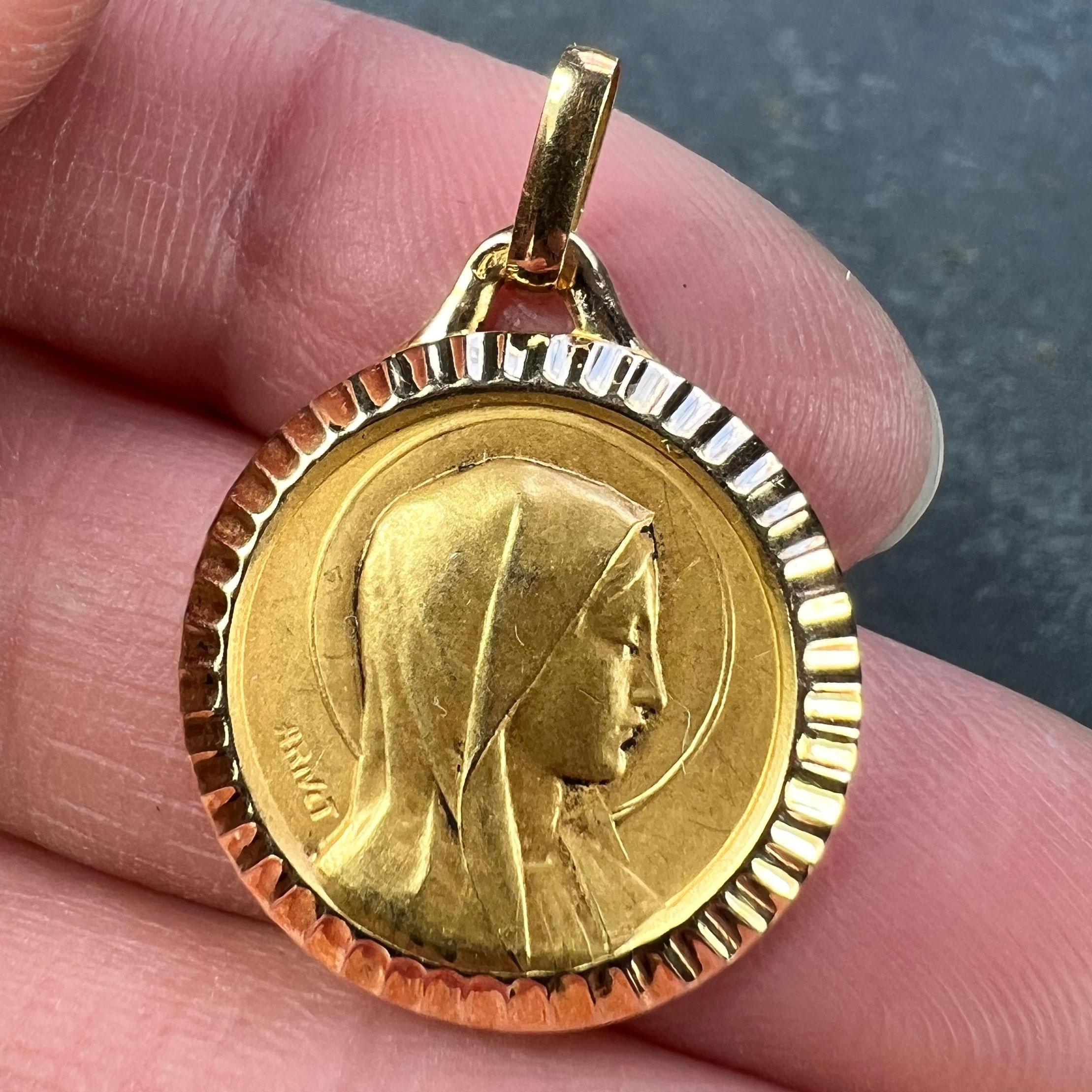 Women's French A Rivet Virgin Mary 18K Yellow Gold Religious Medal Pendant For Sale