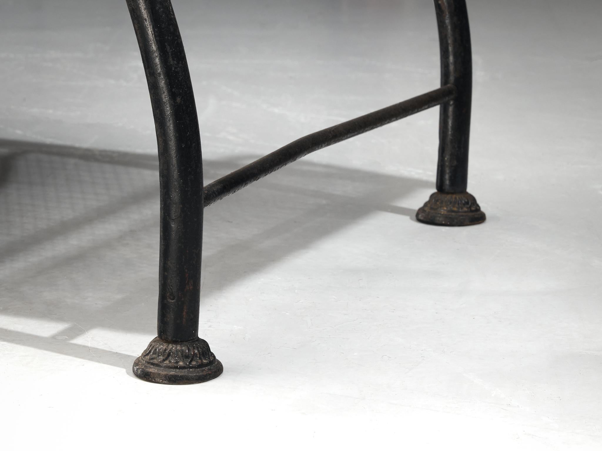 French Adjustable Chaise Longue in Black Iron and Wood For Sale 5