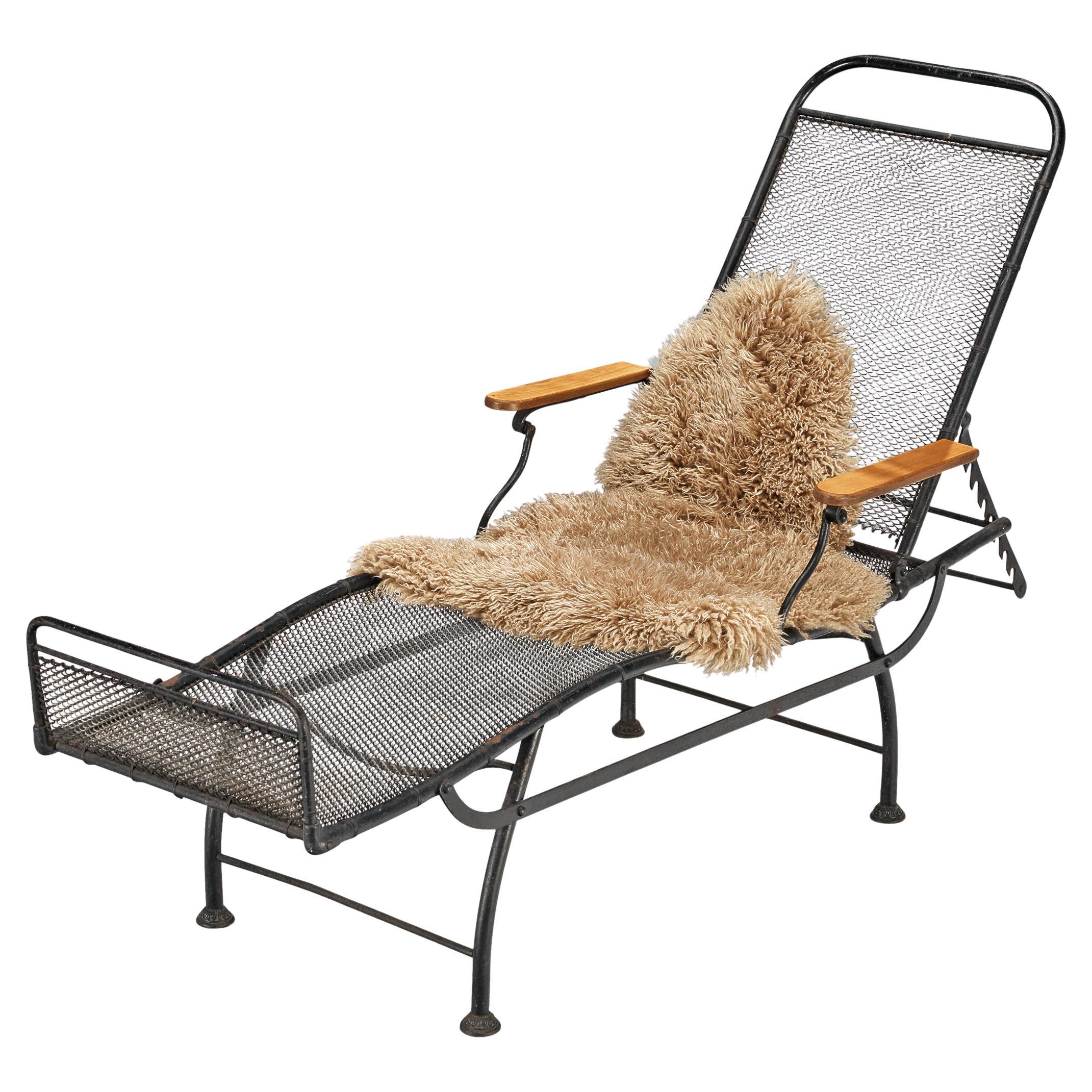 French Adjustable Chaise Longue in Black Iron and Wood