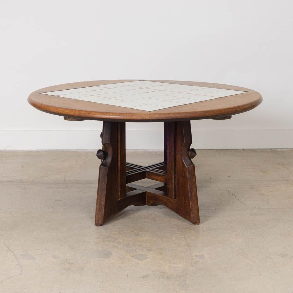 20ième siècle Table réglable en chêne français et carreaux de faïence par Guillerme et Chambron en vente