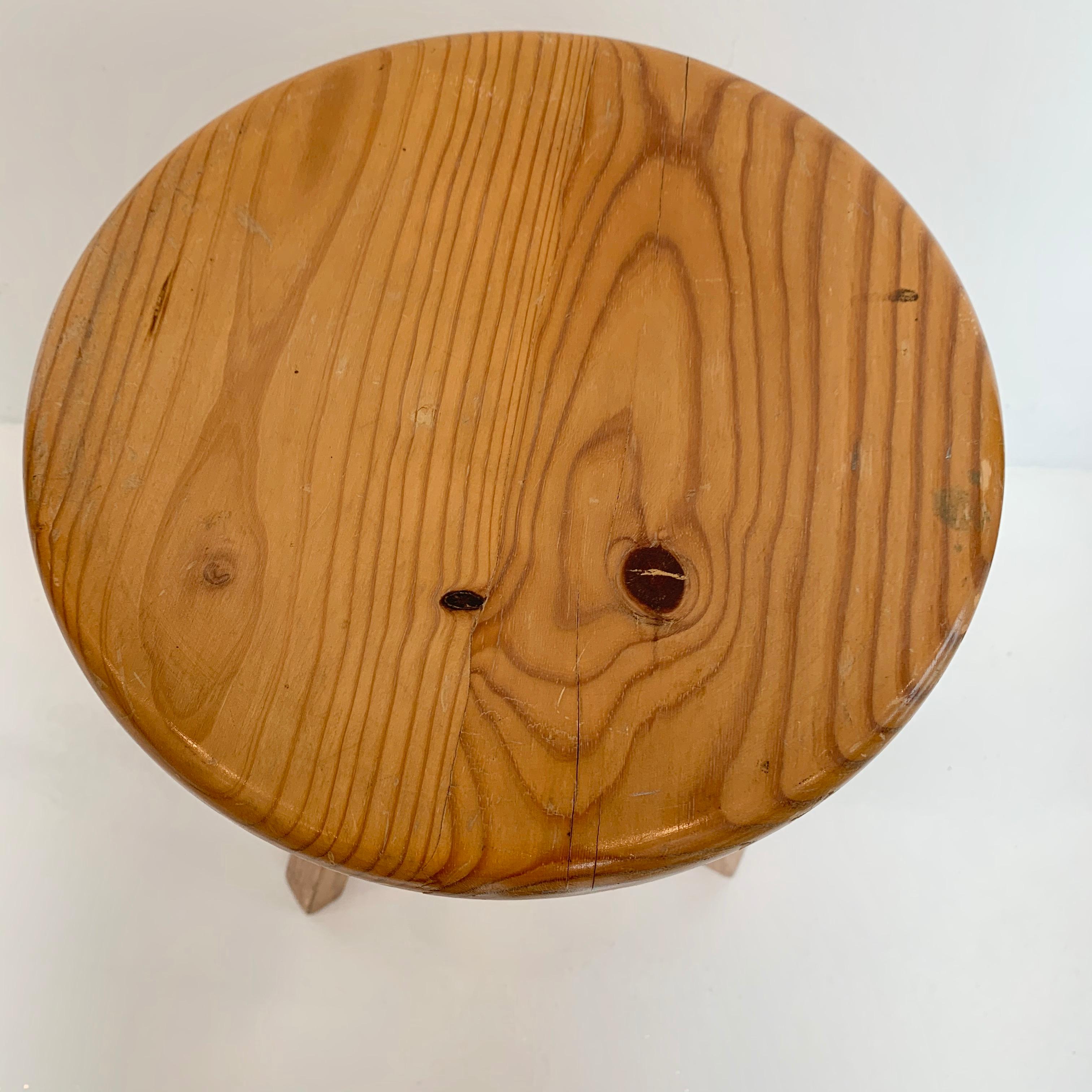 French Adjustable Pine Stool For Sale 2