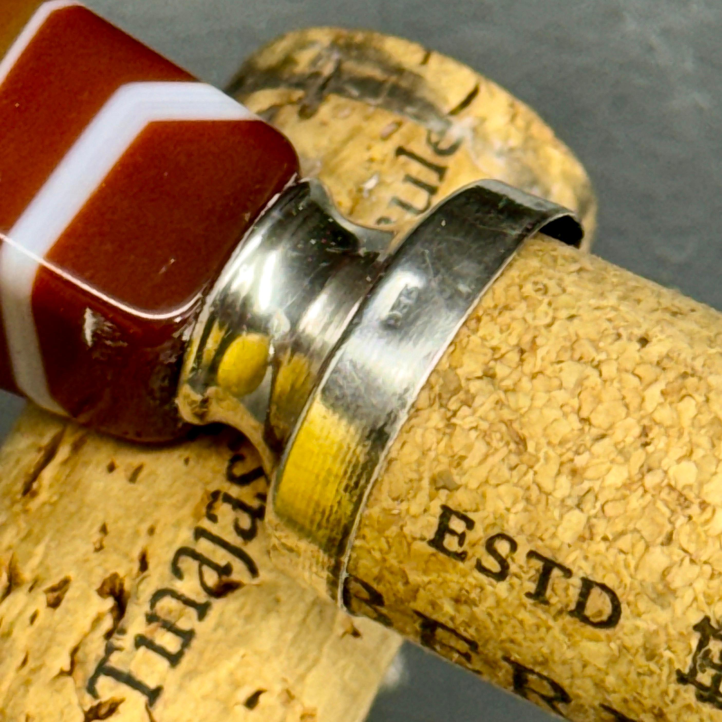 Tappo per vino in agata francese e argento sterling, anni '20 in vendita 6