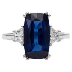 French AIGS Madagascar No Heat Sapphire and Diamond 18k Gold Three Stone Ring