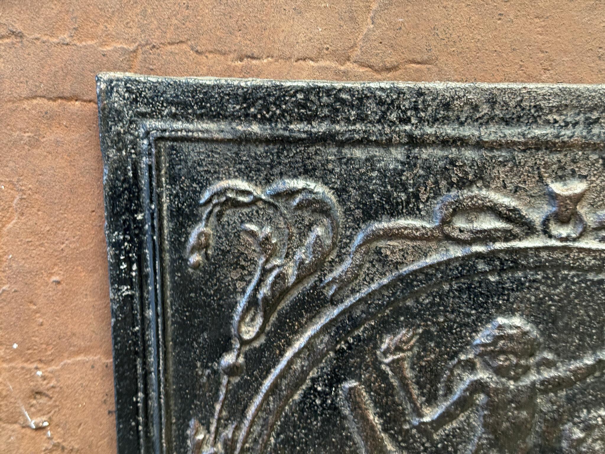 French 'Allegory of Love' Fireback / Backsplash, 19th Century, Victorian Period In Good Condition For Sale In Amerongen, Amerongen