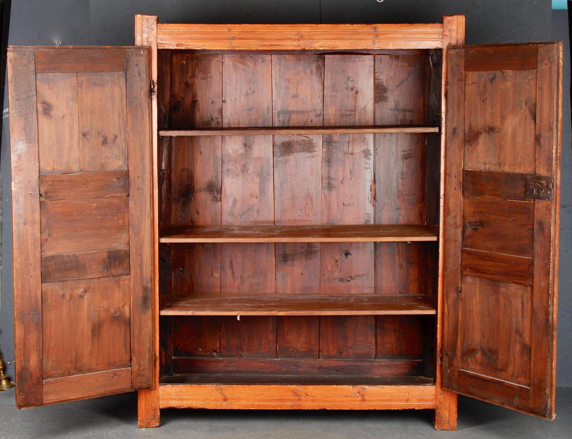 Mid-18th Century French alp cupboard from Queyras region For Sale