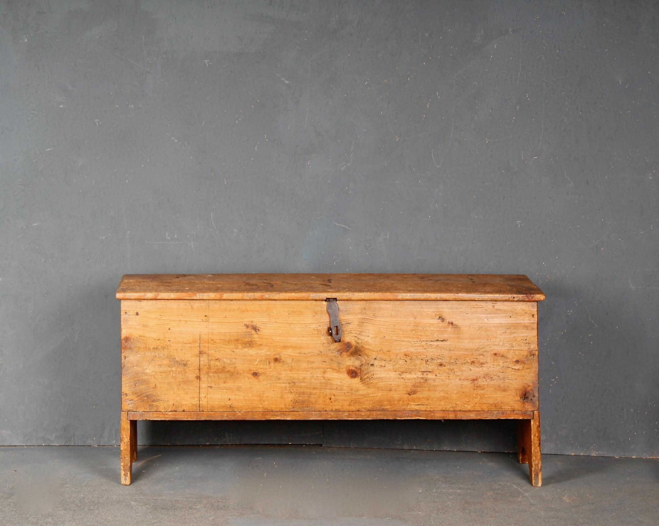 Late 19th Century French alp trunk from Haute savoie region  For Sale