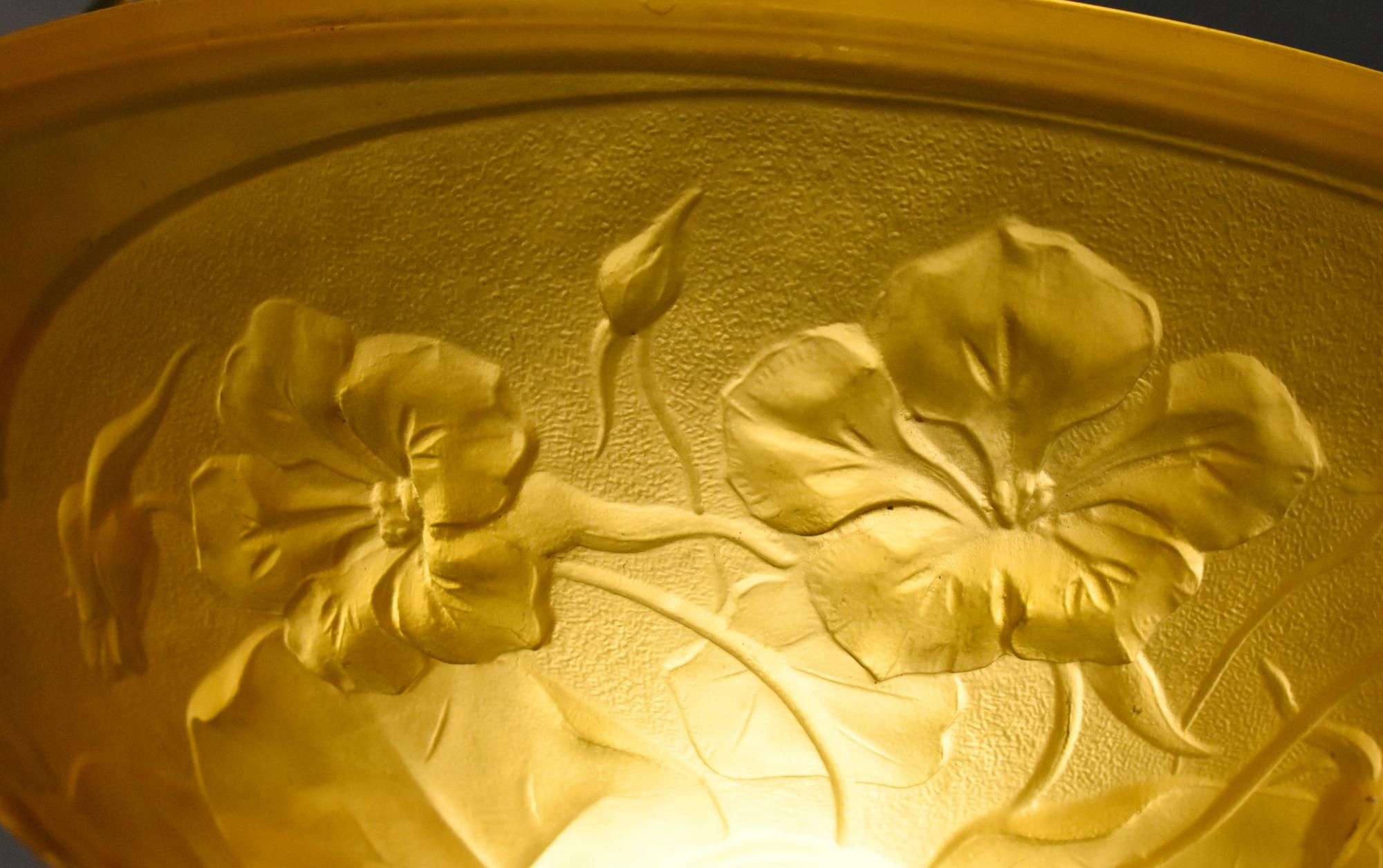 French Amber Art Deco Ceiling Light / Plafonnier For Sale 2