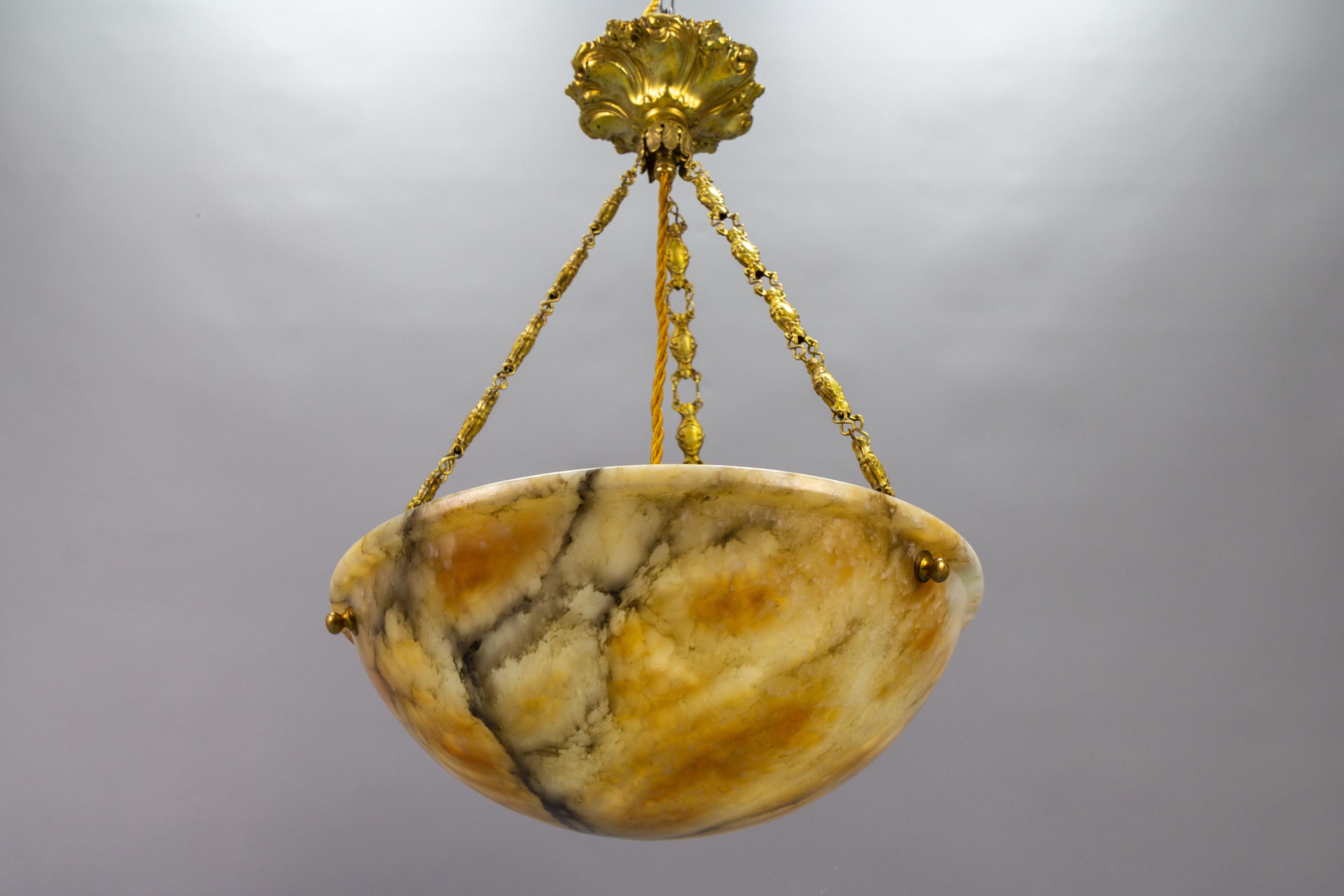French Amber Color Alabaster and Brass Pendant Light, circa 1930 For Sale 5