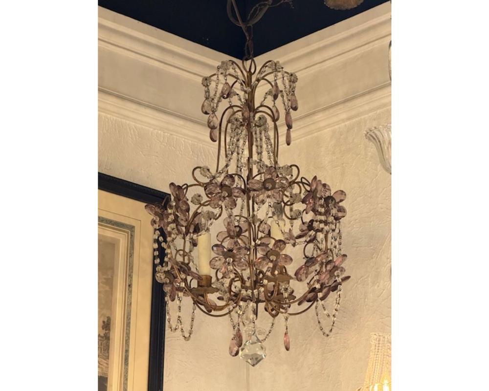 Lampadario francese in ametista e cristallo in vendita 4