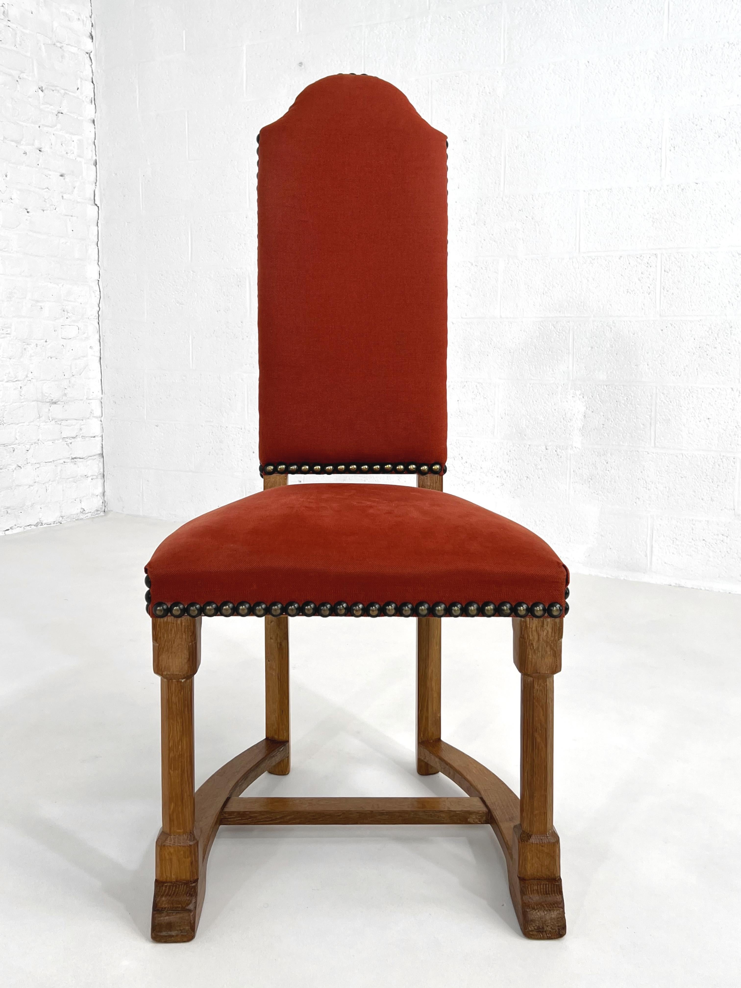 Französisches antikes Holz- und Stoff-Set im Louis-XIII-Stil aus 8 Stühlen im Zustand „Gut“ im Angebot in Tourcoing, FR