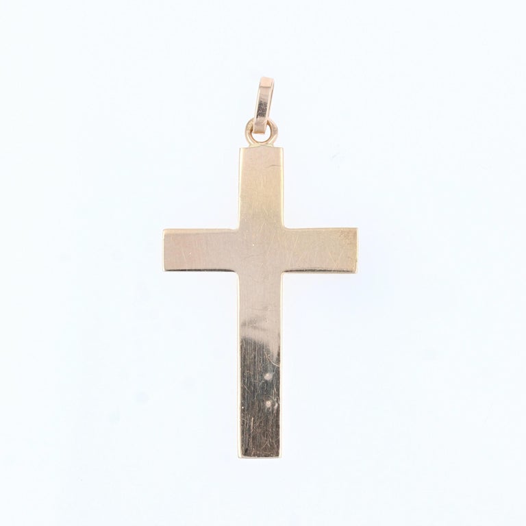 Cross in 18 karat rose gold, eagle head hallmark.
This pendant in rose gold forms a cross whose edges are striated, the back is smooth.
Pendant sold alone without its chain of presentation.
Height : 3,9 cm, width : 2 cm, thickness : 1,4 mm.
Total