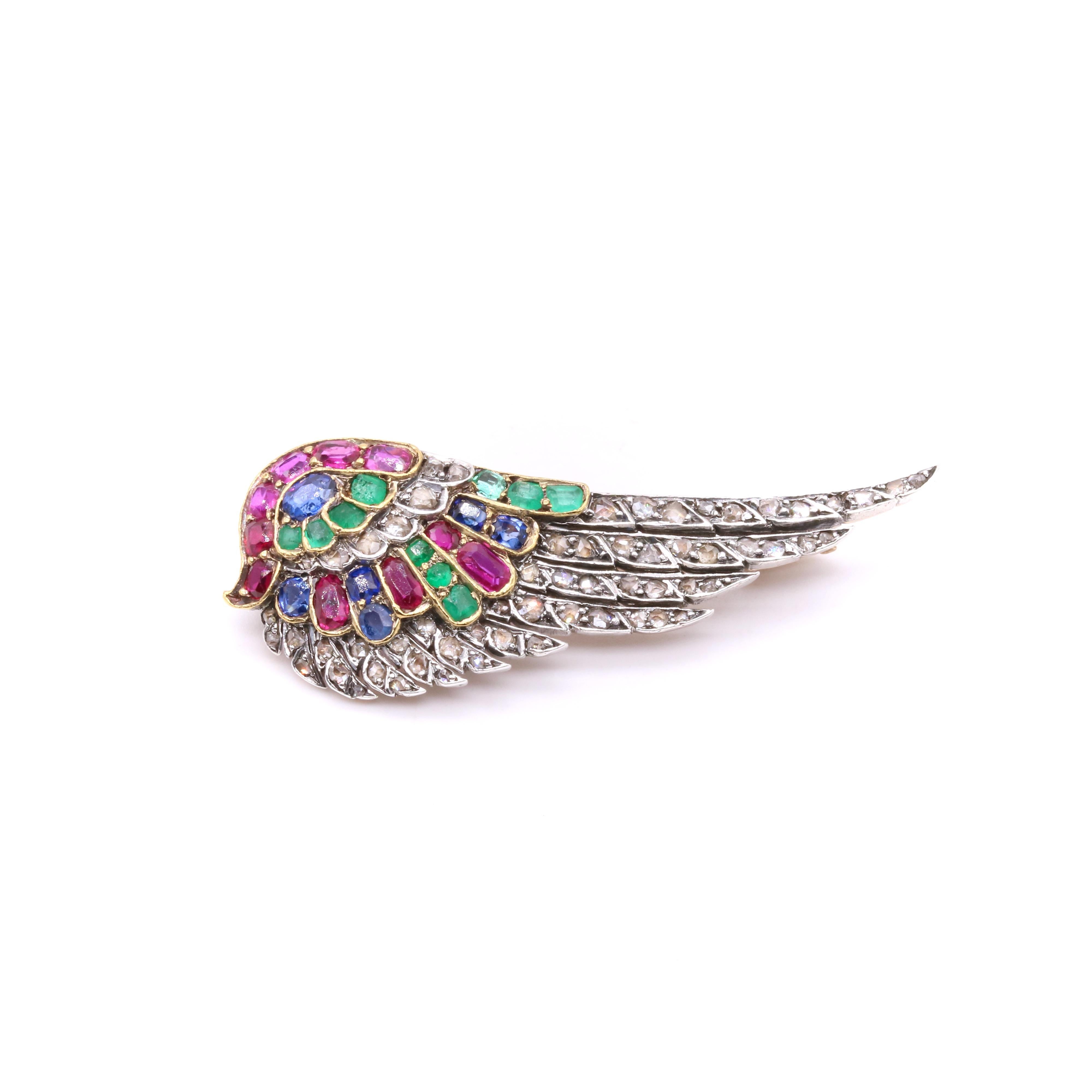 French Antique 18K Gold & Silver Ruby, Sapphire, Emerald & Diamond Wing Brooch In Good Condition For Sale In Staines-Upon-Thames, GB