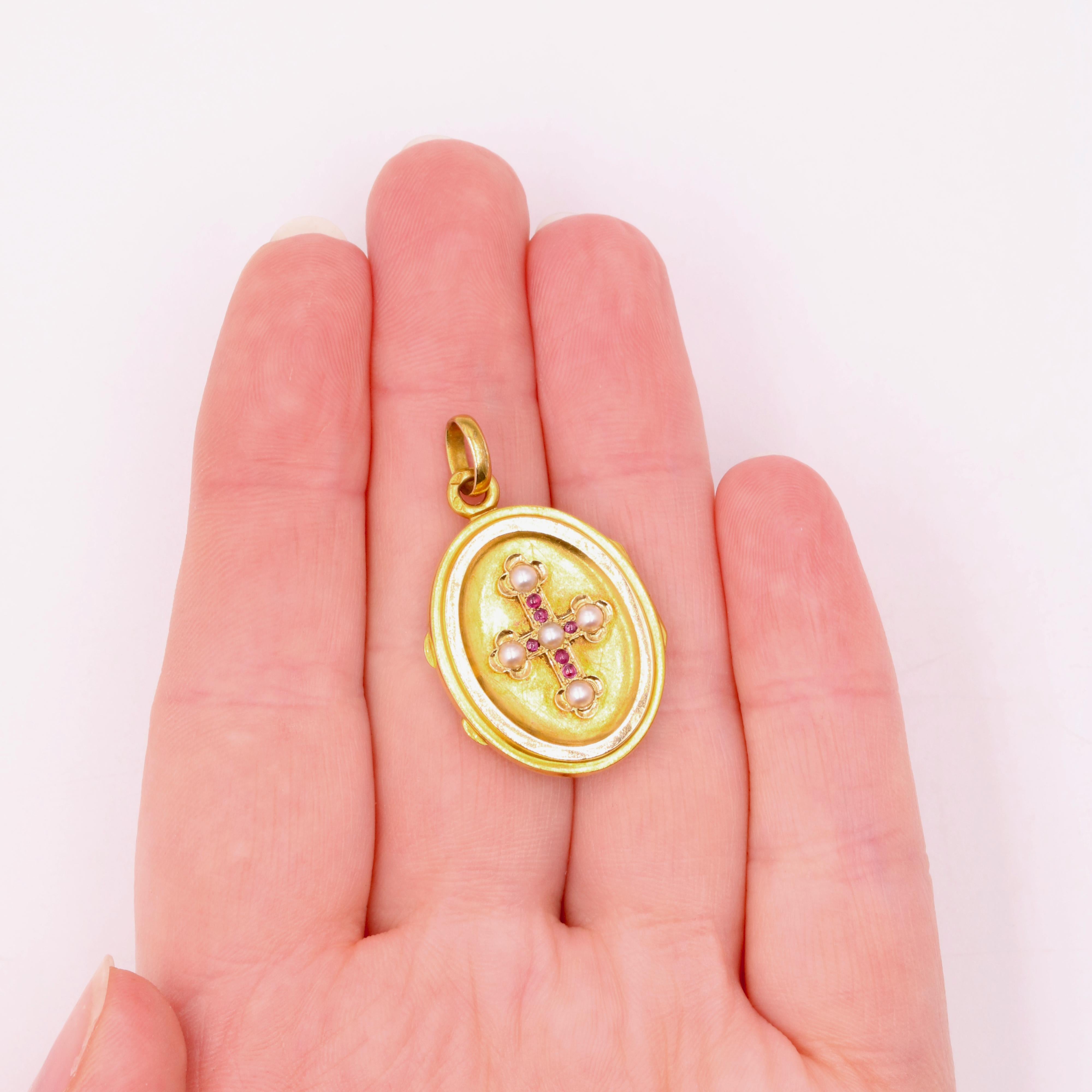 French Antique 18K Yellow Gold Ruby and Pearl Cross Locket For Sale 6