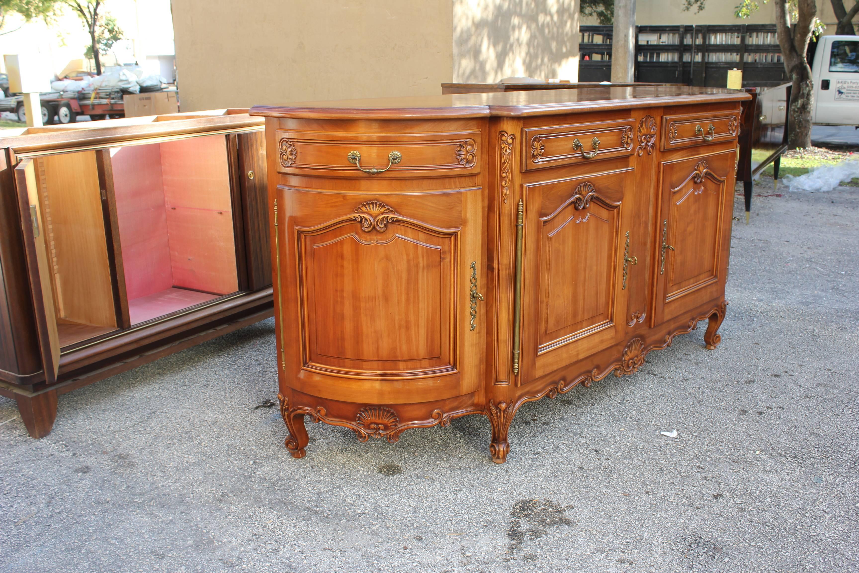 French Antique 19th Century Provencal Louis XV Sideboard or Buffet Demilune 5