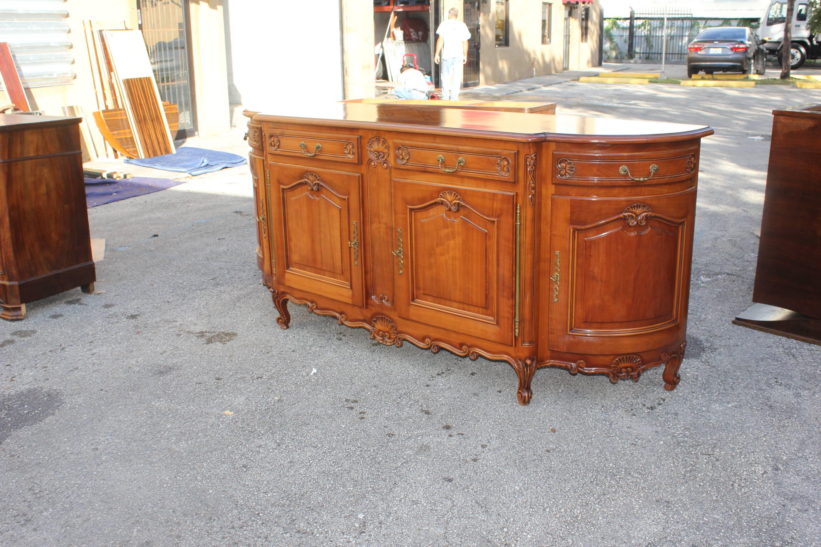 French Antique 19th Century Provencal Louis XV Sideboard or Buffet Demilune 7