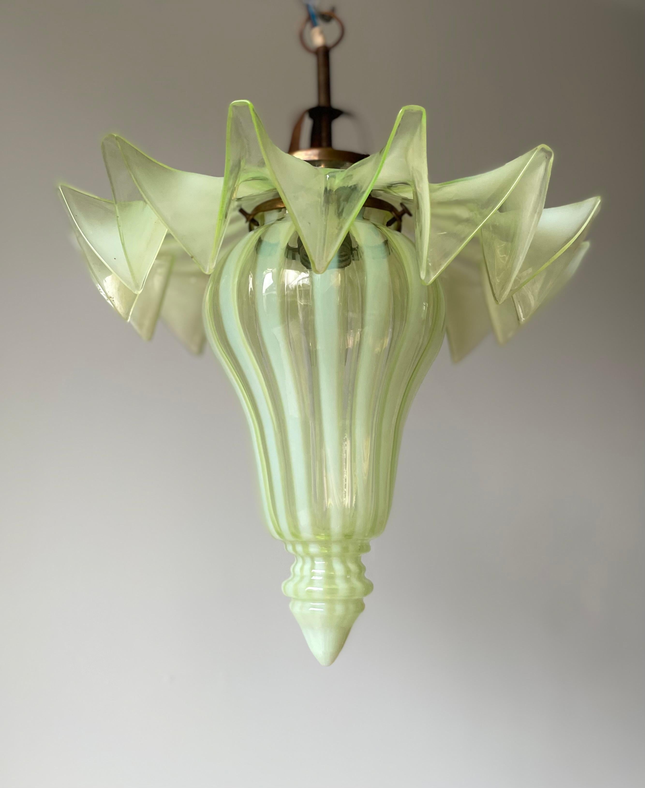 French Antique Art Deco Lime Striped Glass Pendant, circa 1910s For Sale 8