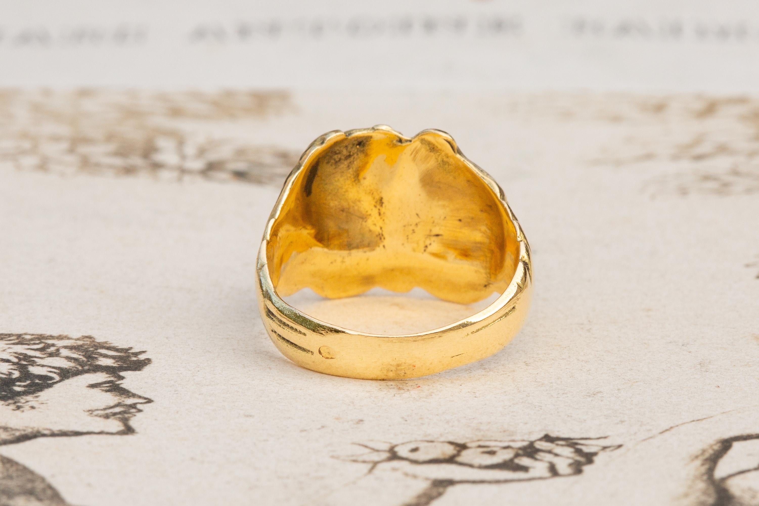 Women's or Men's  French Antique Art Nouveau 18K Gold Ethereal Figural Kissing Ring c.1910