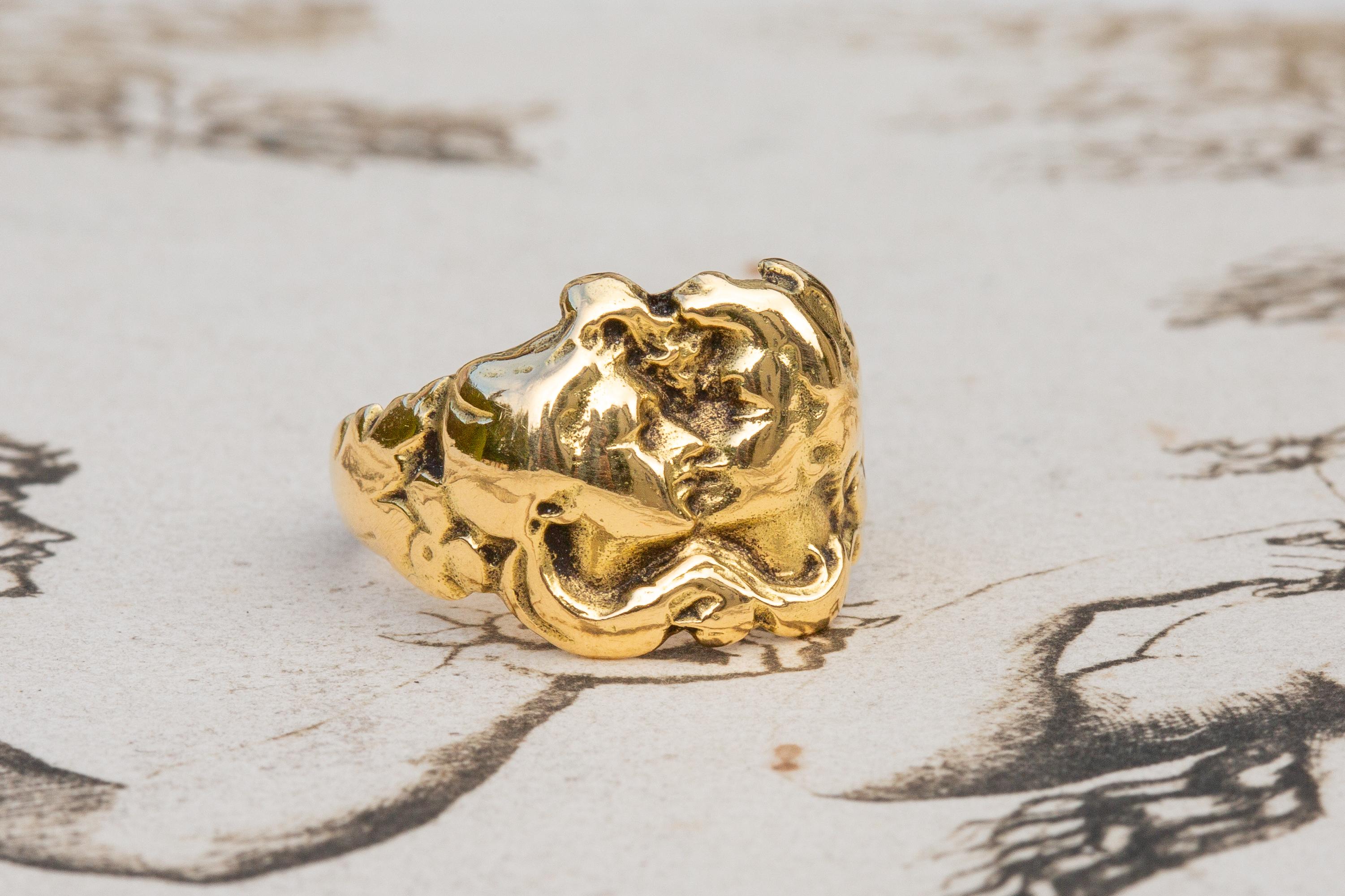  French Antique Art Nouveau 18K Gold Ethereal Figural Kissing Ring c.1910 3