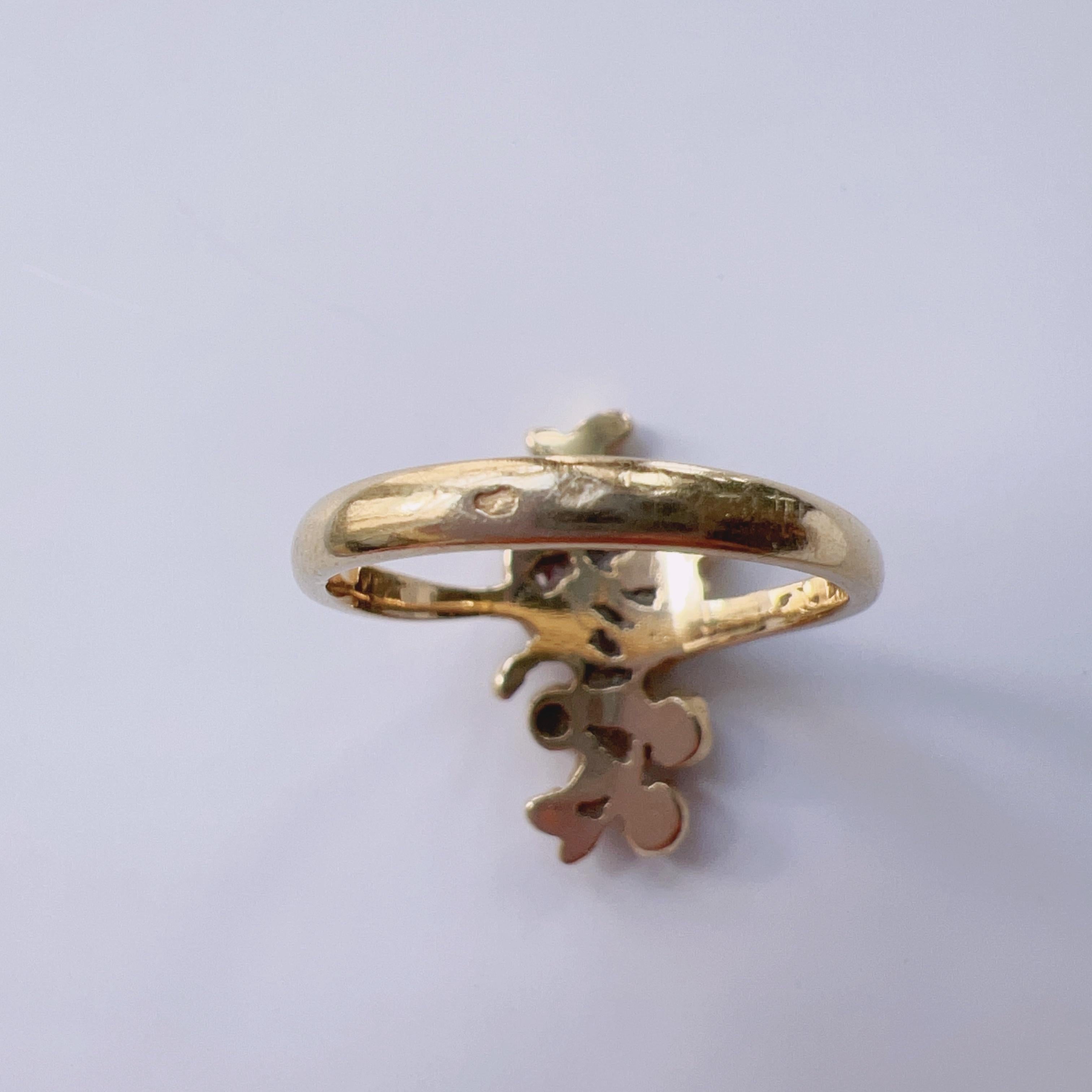 Französischer antiker Jugendstil 18K Gold Efeu Blätter Rubin Ring im Angebot 4
