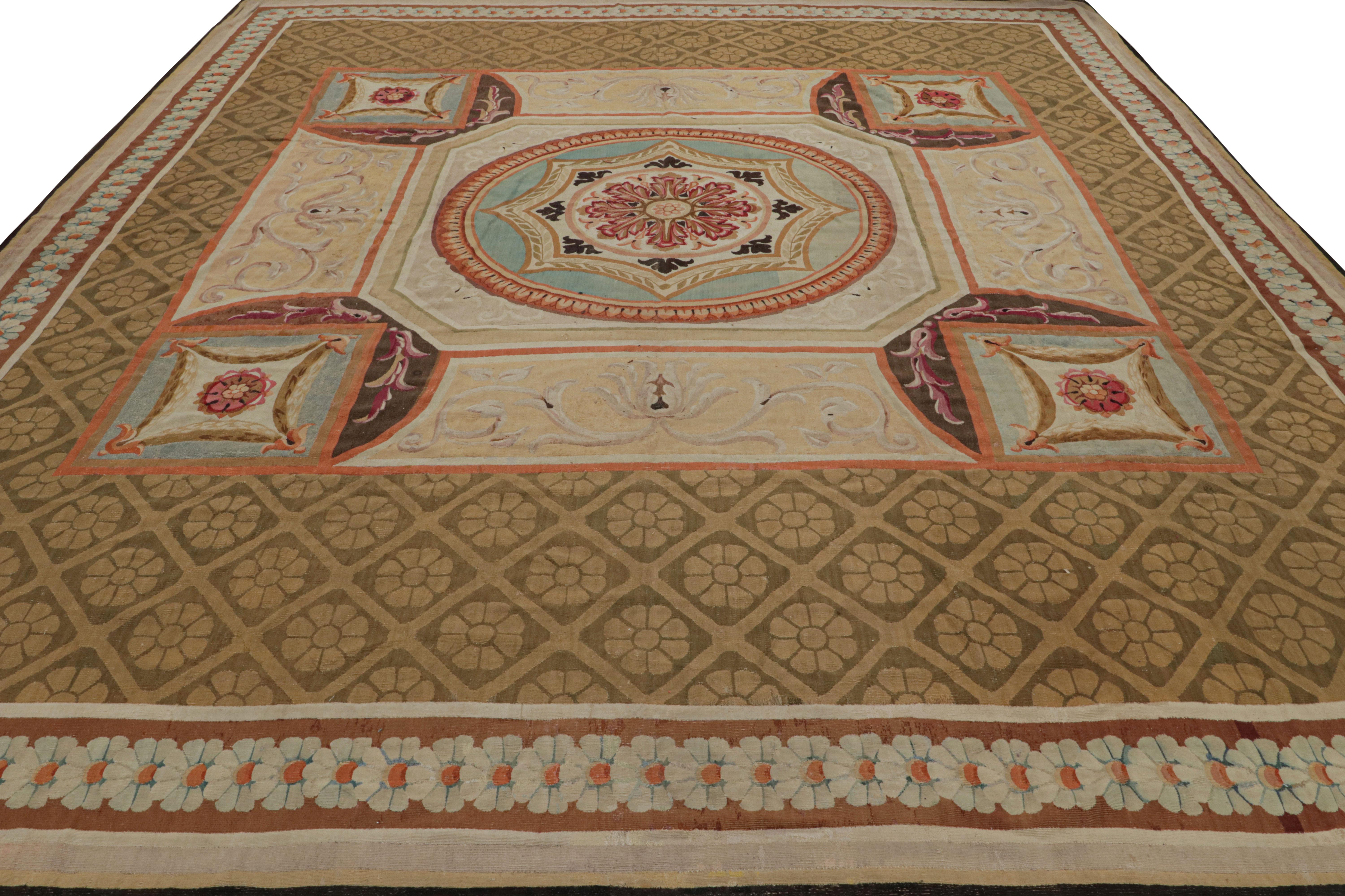 Hand-Woven French Antique Aubusson Rug, with Medallion and Floral Pattern For Sale