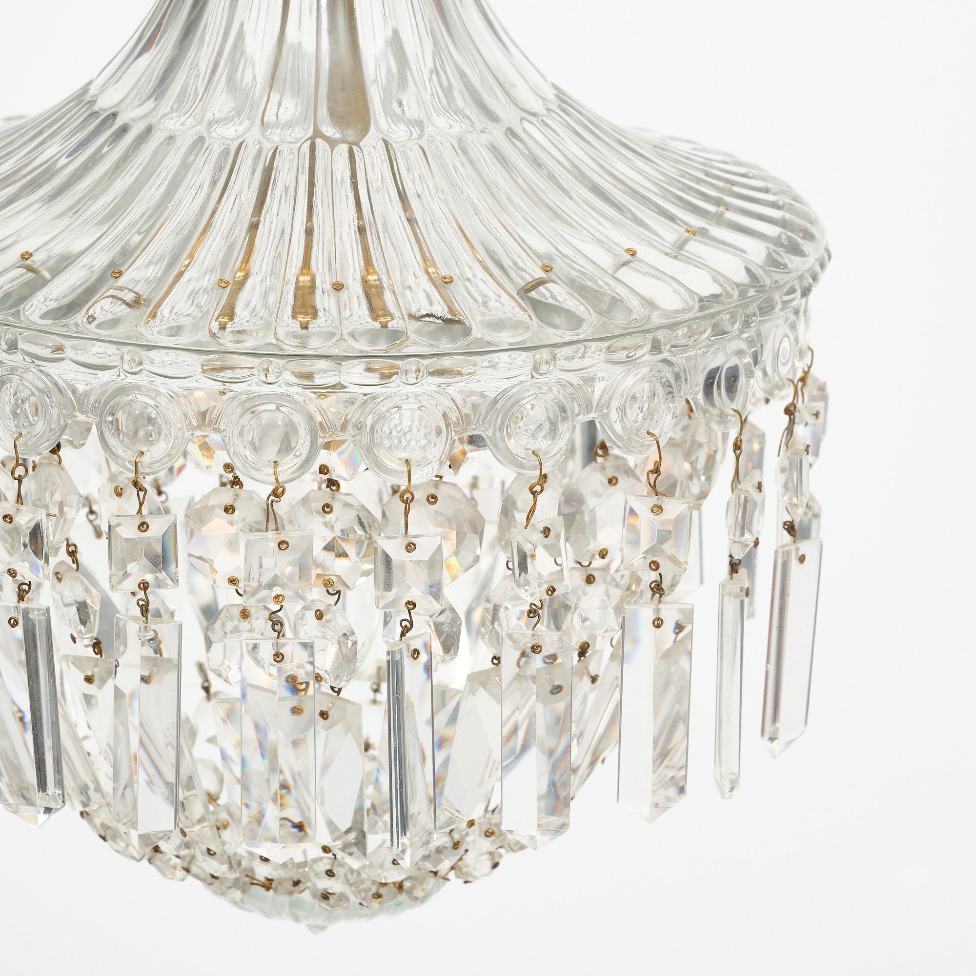 Early 20th Century French Antique Baccarat Chandelier