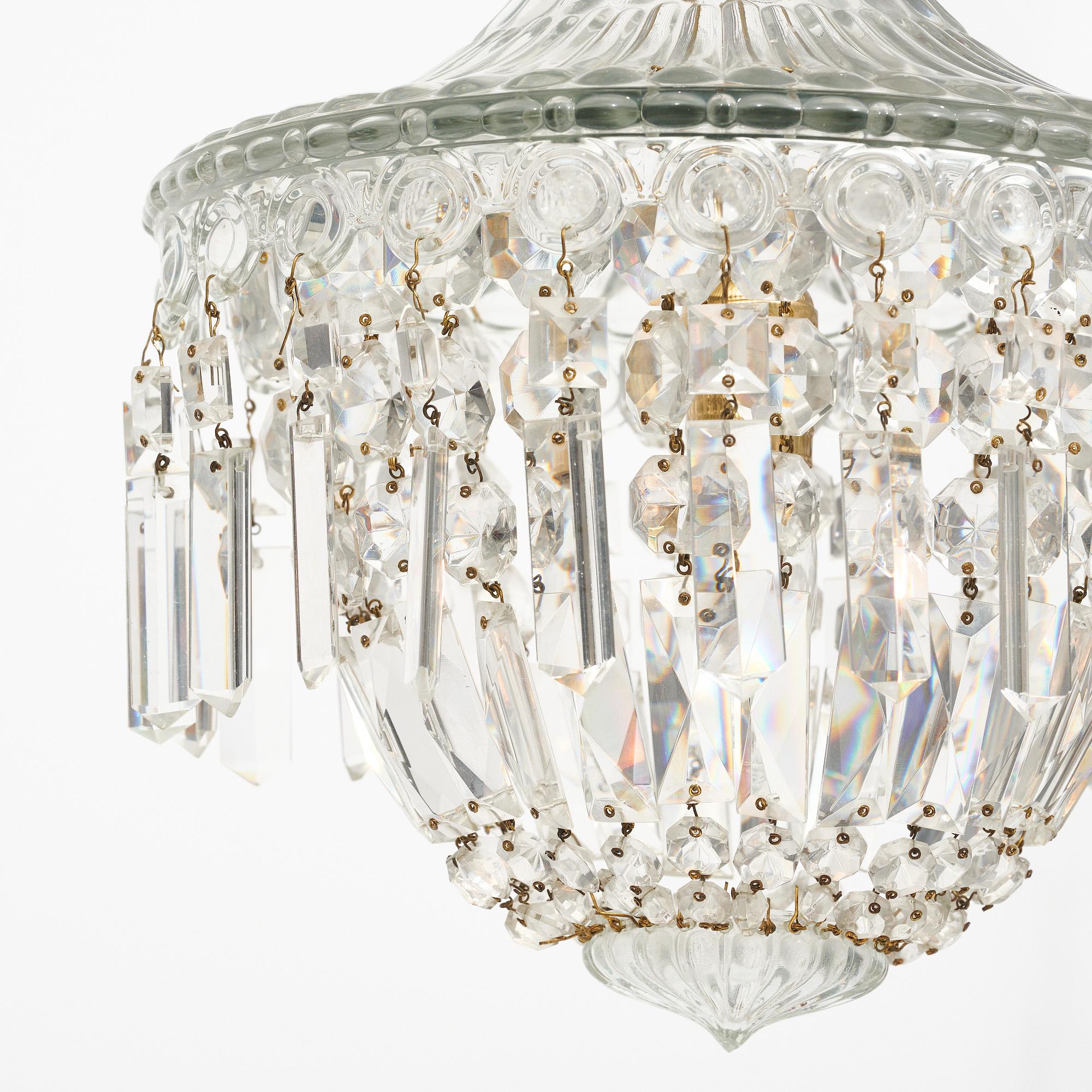 French Antique Baccarat Chandelier 2
