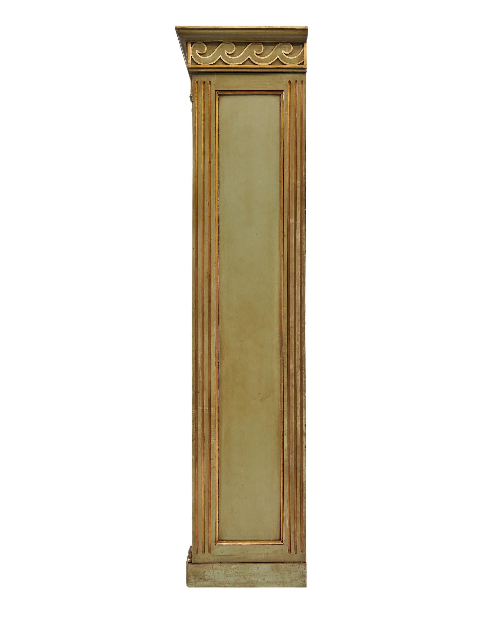 French Antique Bookcase “à L’Etrusque” For Sale 4
