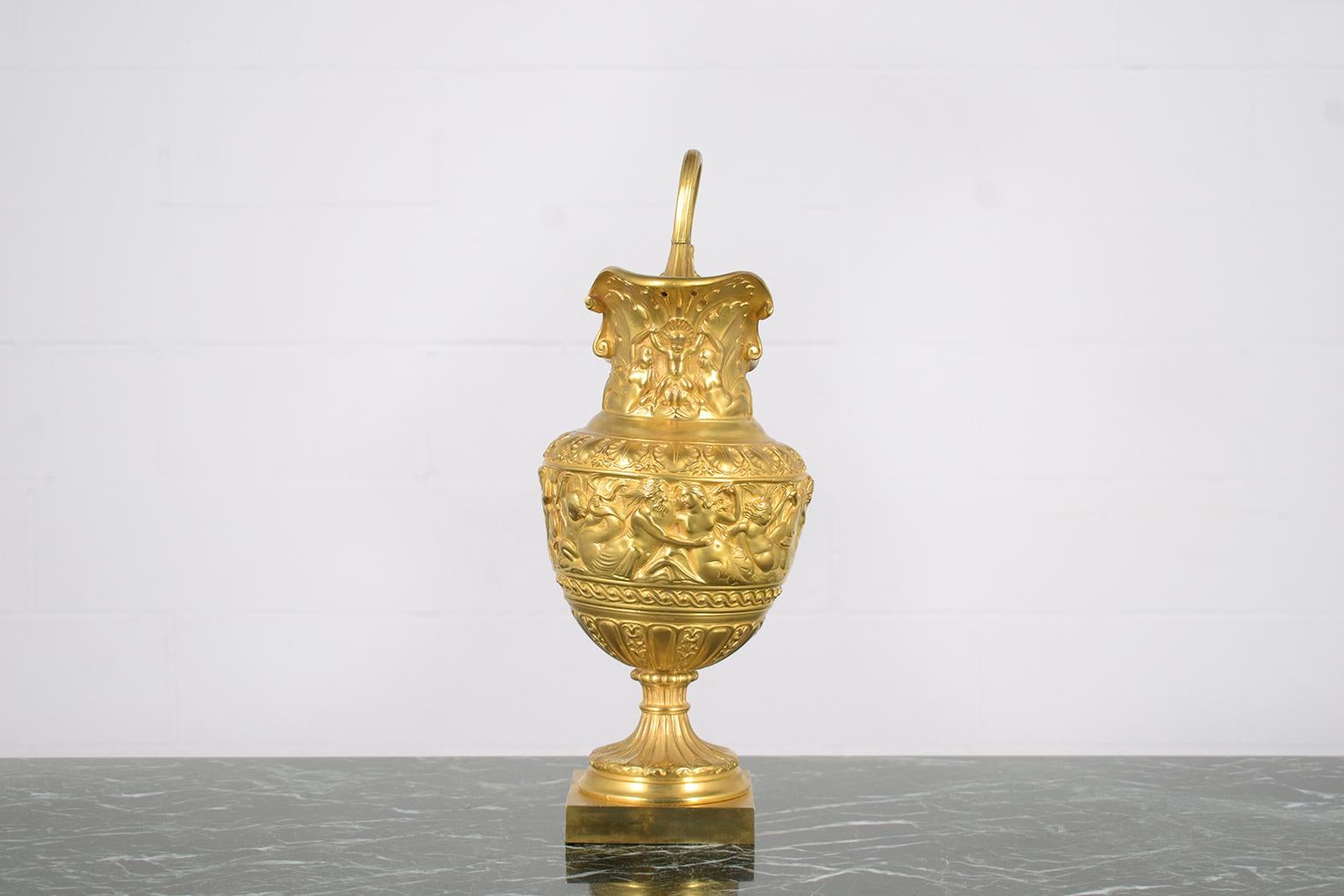 Early 1900s French Antique Bronze Urn In Good Condition In Los Angeles, CA