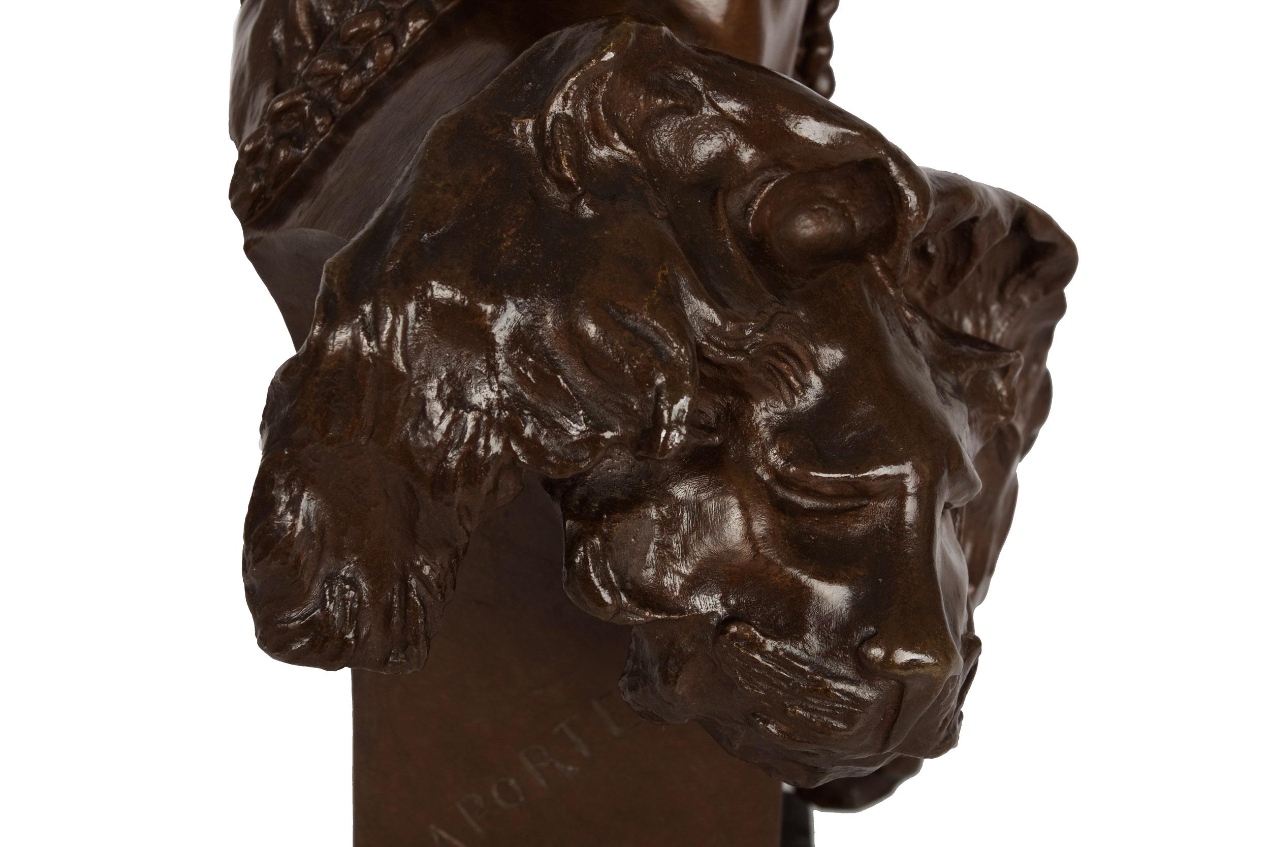 French Antique Bronze Bust Sculpture of Warrior Vercingetorix by Emile Laporte 11