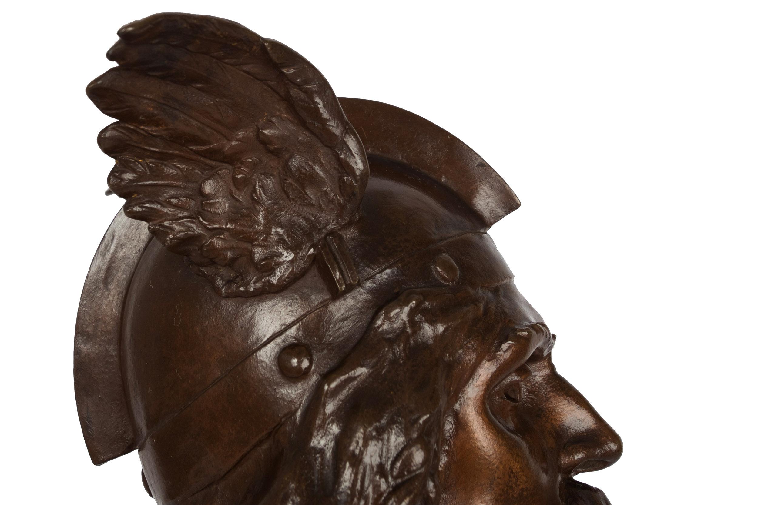 French Antique Bronze Bust Sculpture of Warrior Vercingetorix by Emile Laporte 3