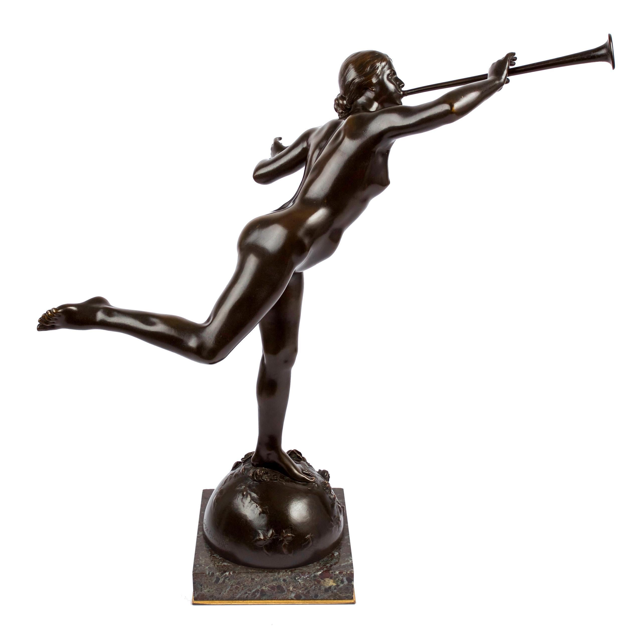 Französische antike Bronze „La Renommée“ „Fame“ von Alexandre Falguiere & Susse (Vergoldet) im Angebot