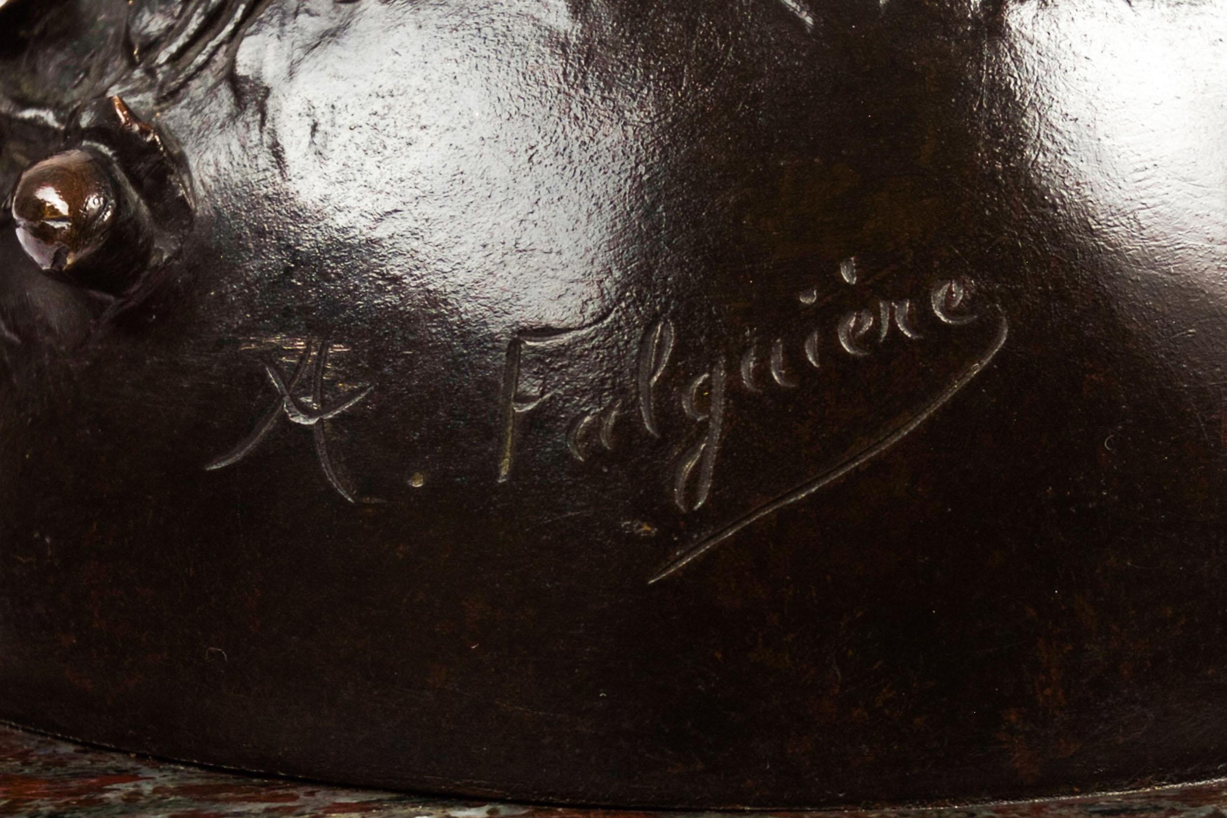 Französische antike Bronze „La Renommée“ „Fame“ von Alexandre Falguiere & Susse im Angebot 2