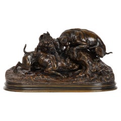 Escultura francesa antigua de bronce "Perros persiguiendo a un conejo" de Pierre Jules Mene