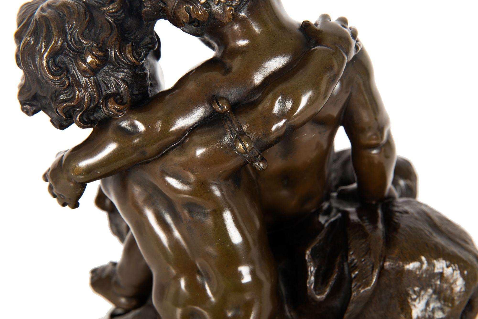 Groupe de sculptures françaises anciennes en bronze Three Putto d'après Claude Michel Clodion en vente 7