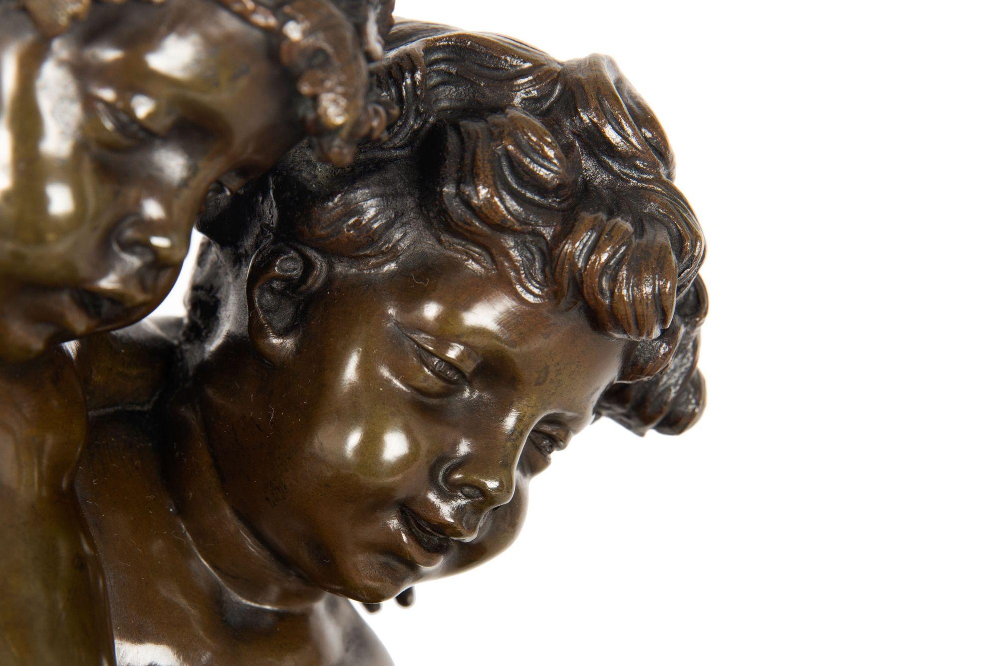 Französische antike Bronzeskulpturgruppe Drei Putto aus Bronze nach Claude Michel Clodion im Angebot 14