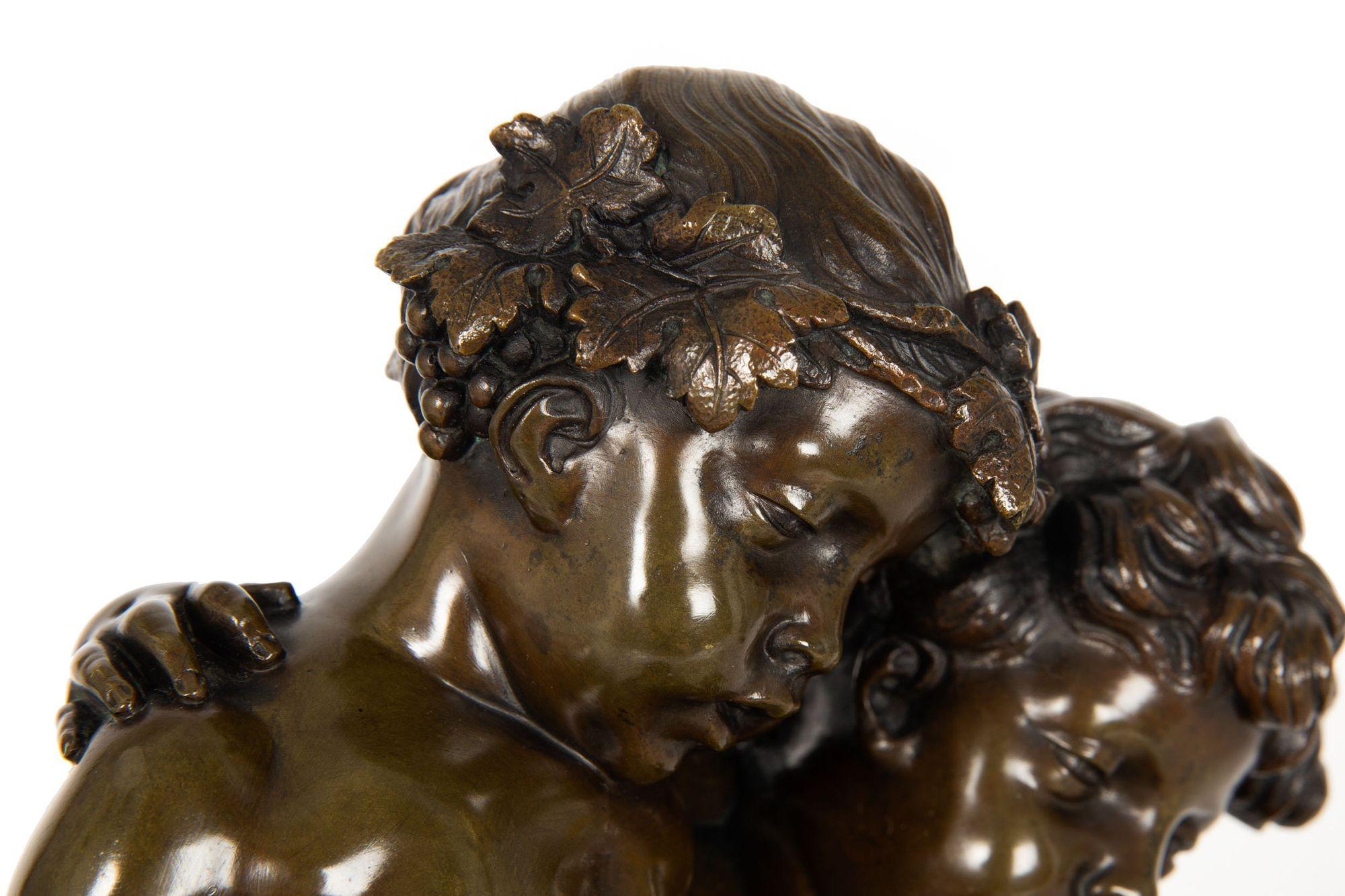 Französische antike Bronzeskulpturgruppe Drei Putto aus Bronze nach Claude Michel Clodion im Angebot 3