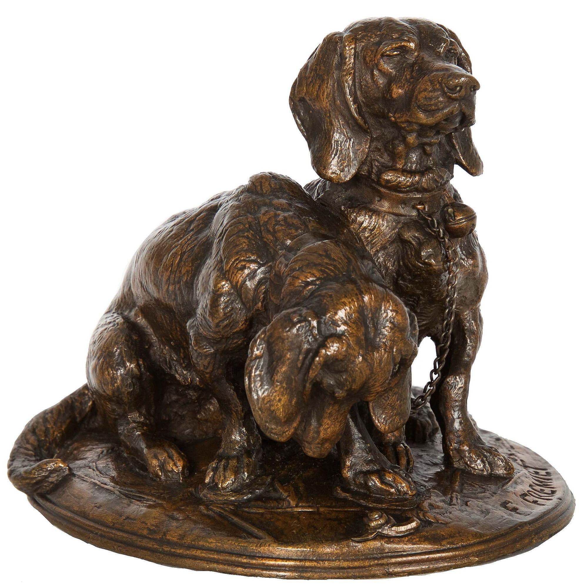 French Antique Bronze Sculpture of “Basset Hounds” by Emmanuel Fremiet, c.1860 In Good Condition In Shippensburg, PA