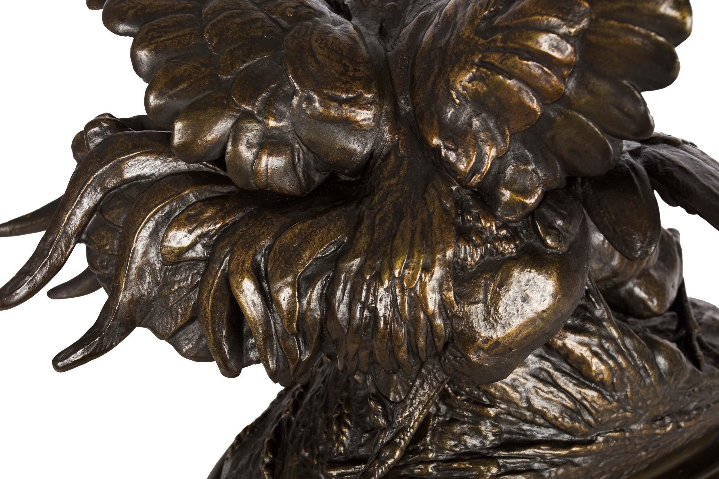 Sculpture française en bronze ancien représentant des coqs combattants par Auguste Cain Bon état à Shippensburg, PA