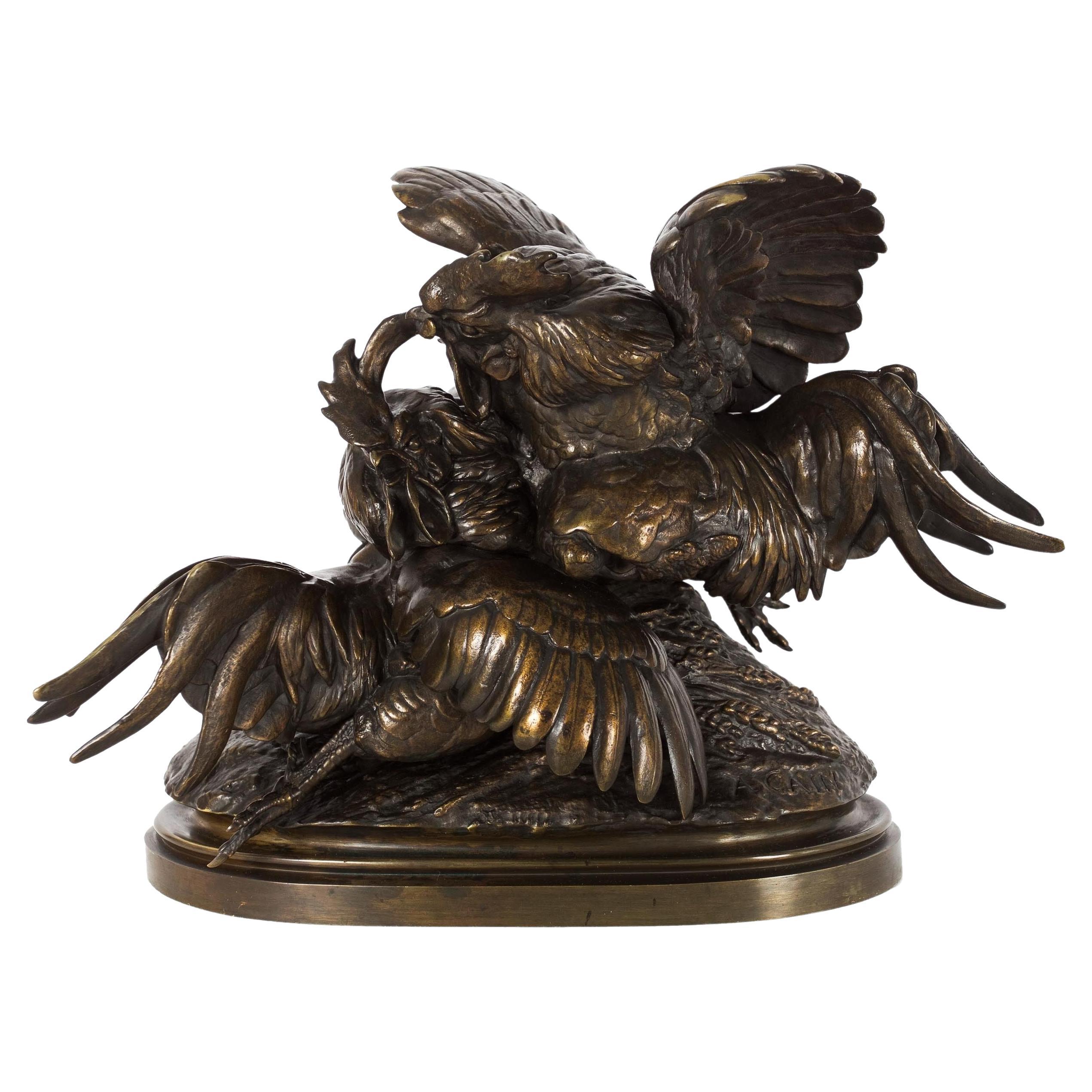 Sculpture française en bronze ancien représentant des coqs combattants par Auguste Cain