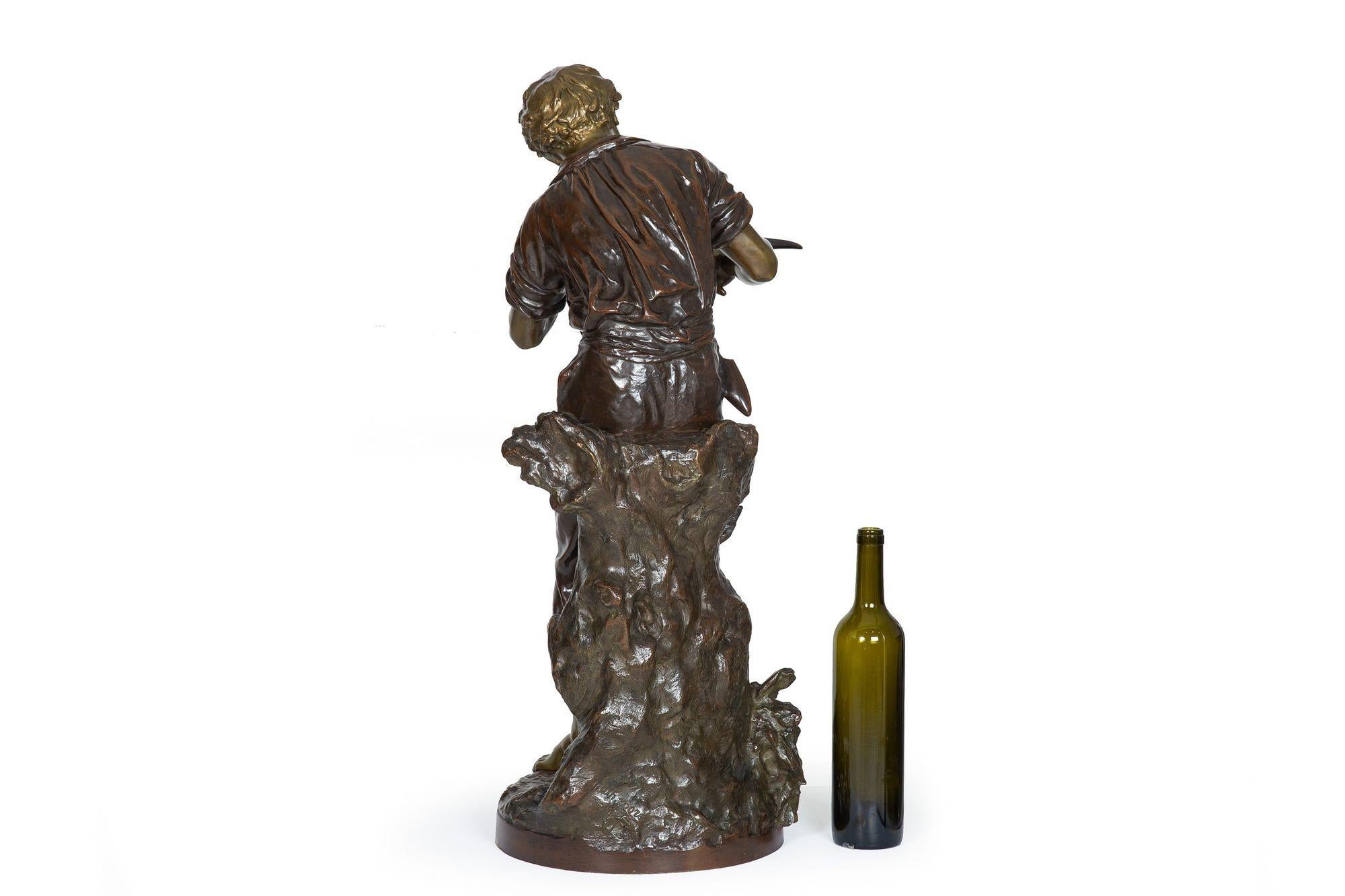Français Sculpture française ancienne en bronze de Harvester par Mathurin Moreau en vente