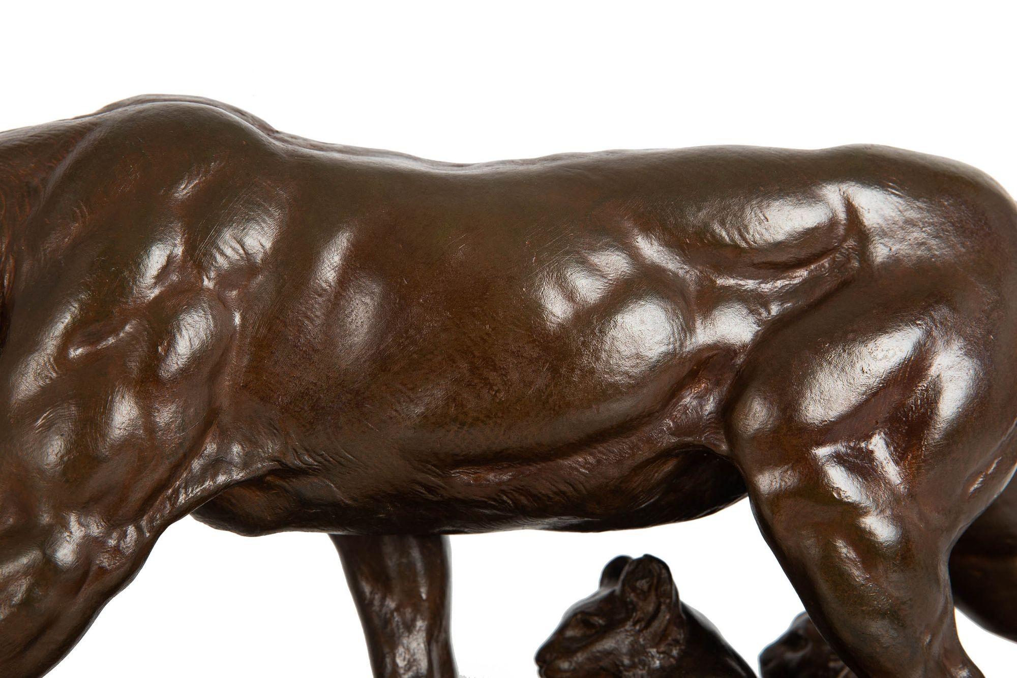 French Antique Bronze Sculpture of Lioness & Cubs by Charles Valton, circa 1910 For Sale 6