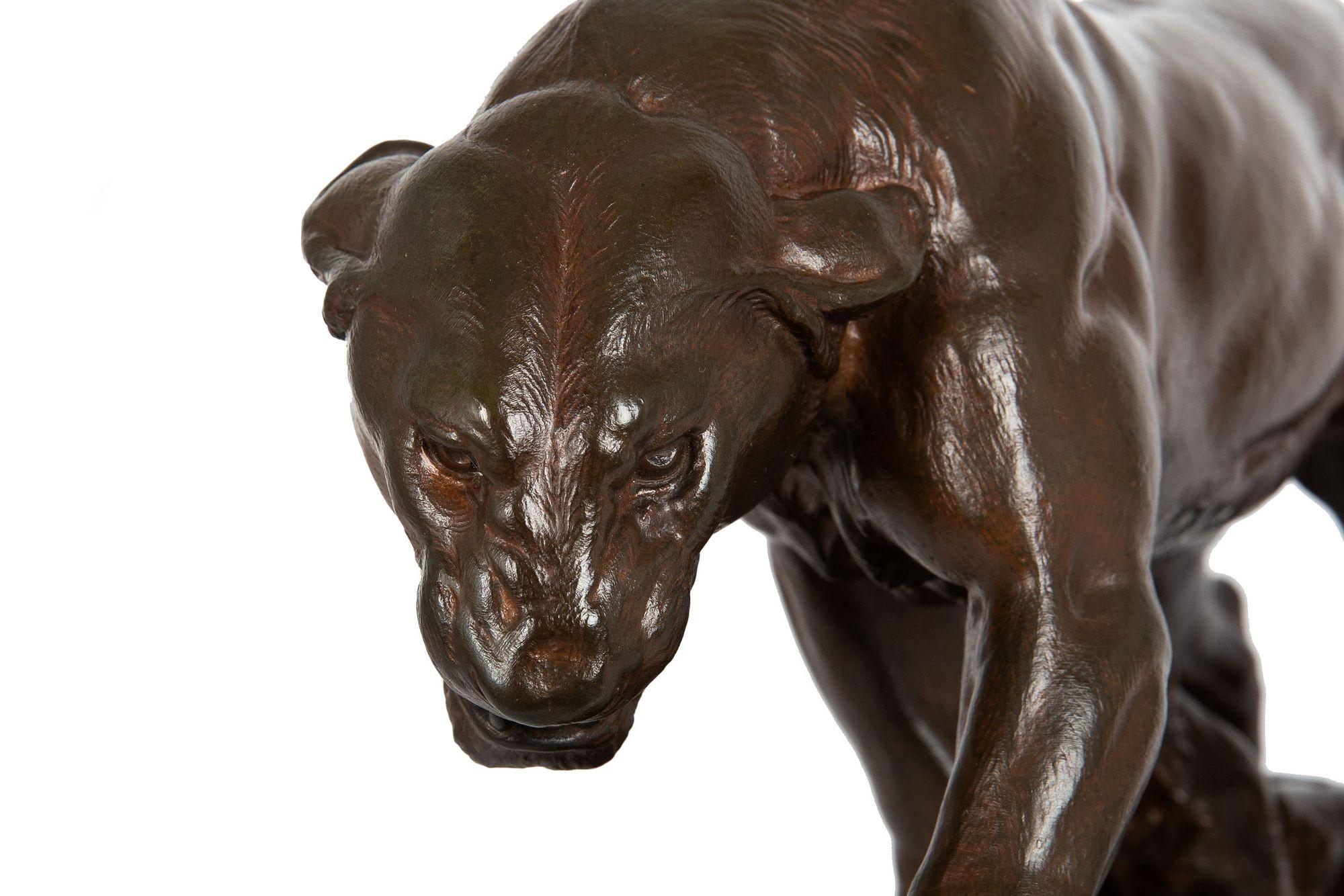 French Antique Bronze Sculpture of Lioness & Cubs by Charles Valton, circa 1910 For Sale 7