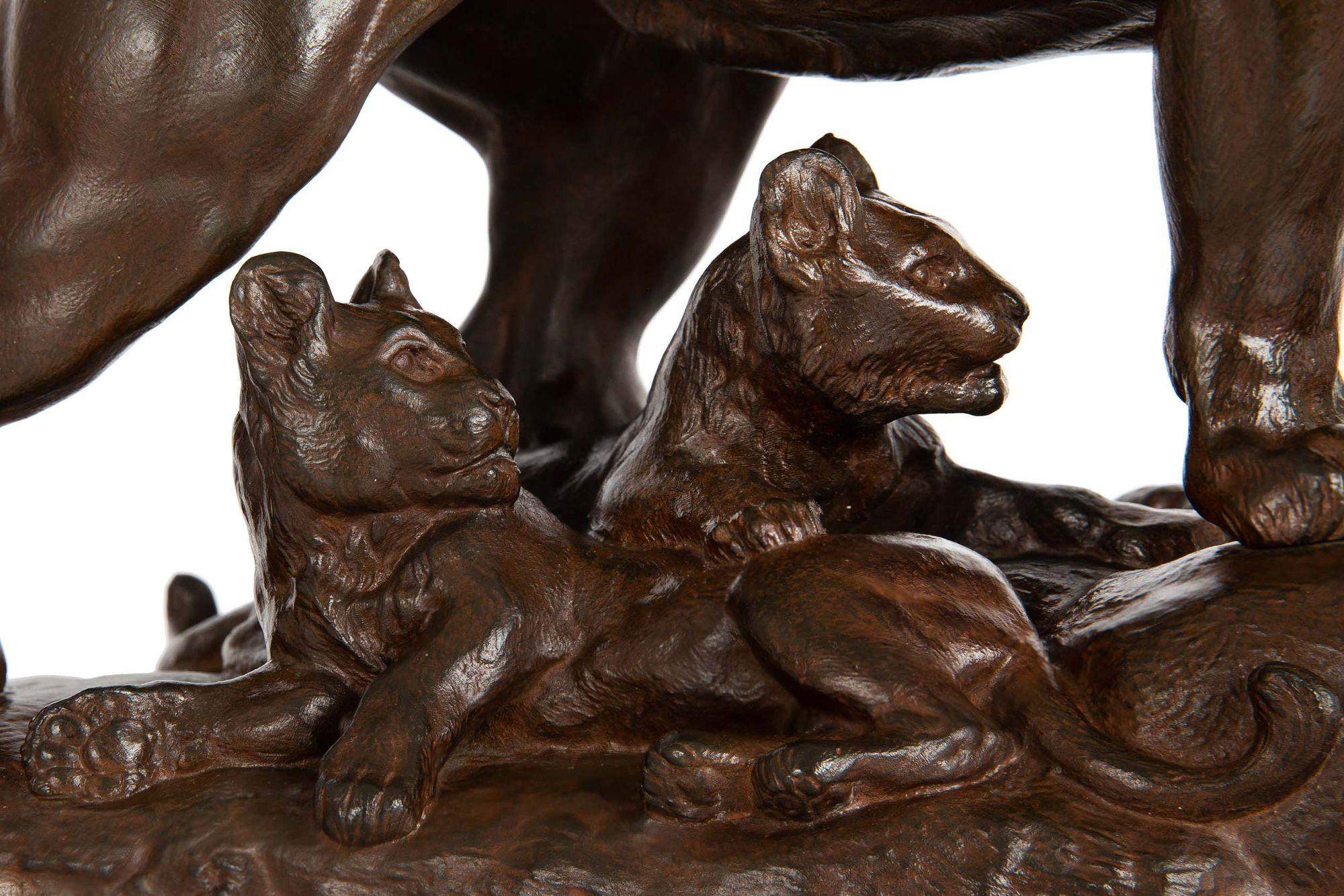 French Antique Bronze Sculpture of Lioness & Cubs by Charles Valton, circa 1910 For Sale 4