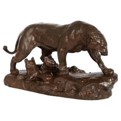 French Vintage Bronze Sculpture of Lioness & Cubs by Charles Valton, circa 1910