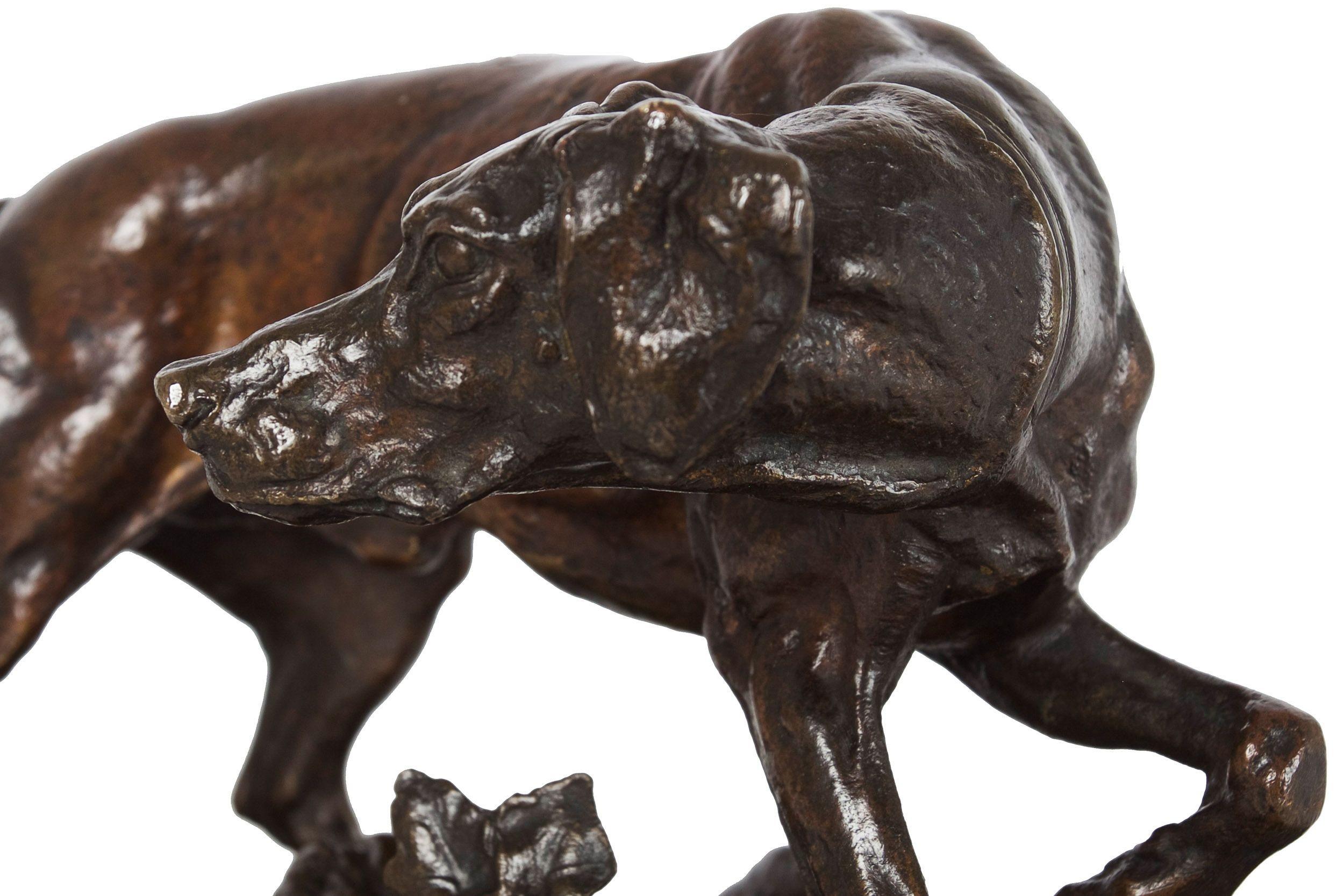 Romantic French Antique Bronze Sculpture of Pointer Dog by Pierre-Jules Mêne circa 1870