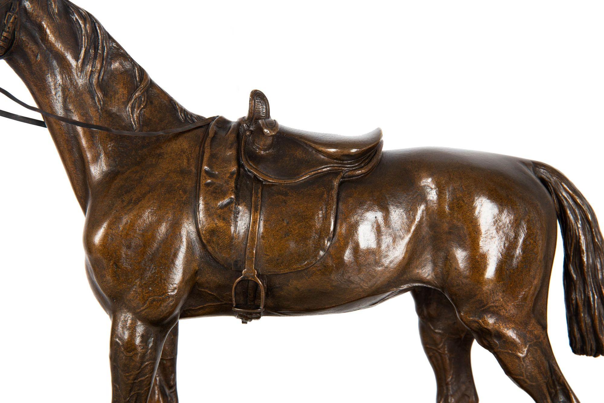 Sculpture française ancienne d'un cheval de course par Jules Moigniez vers 1880 1