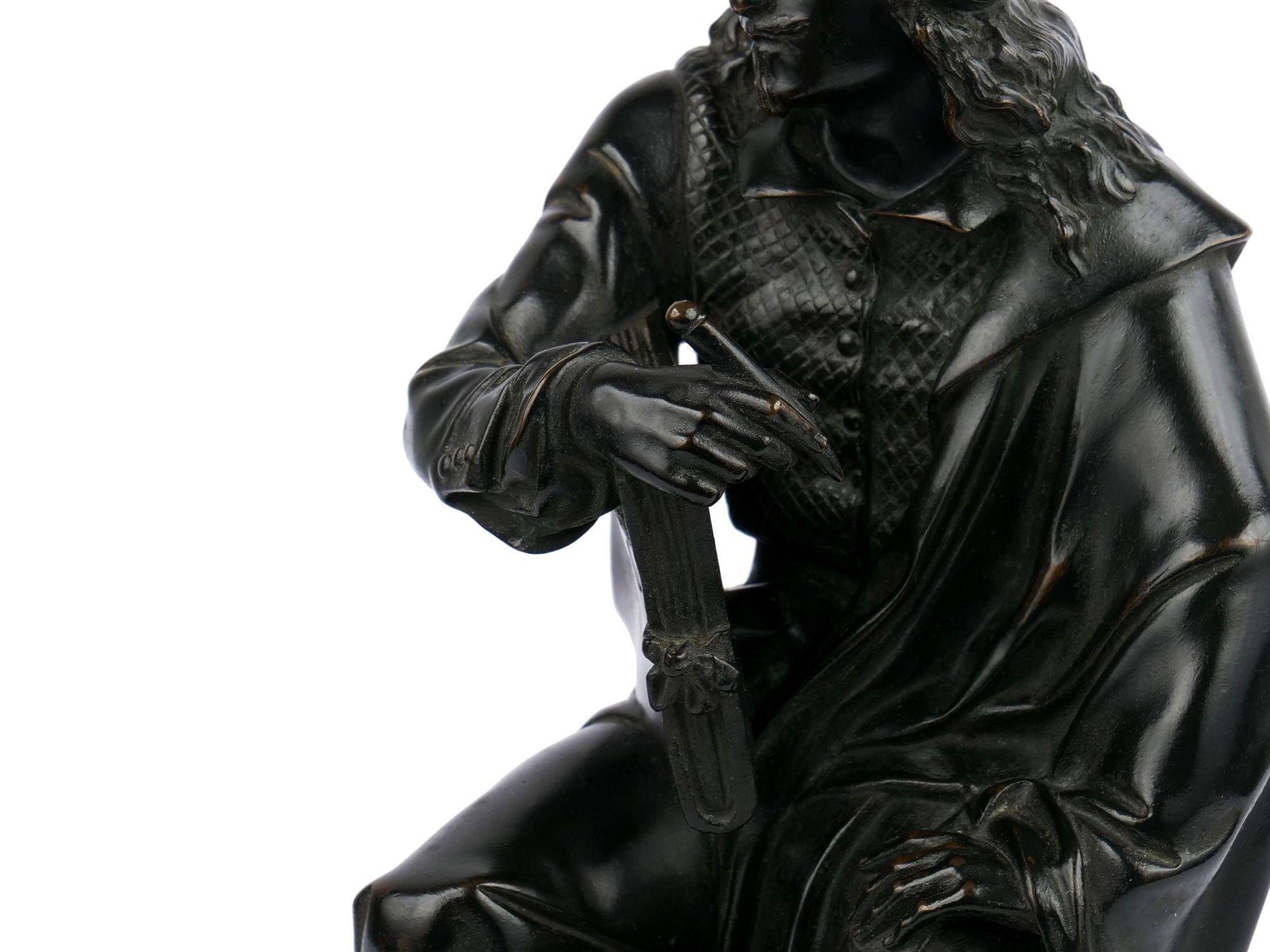 Sculpture française d'antiquités en bronze de Rembrandt par Albert Carrier-Belleuse en vente 3