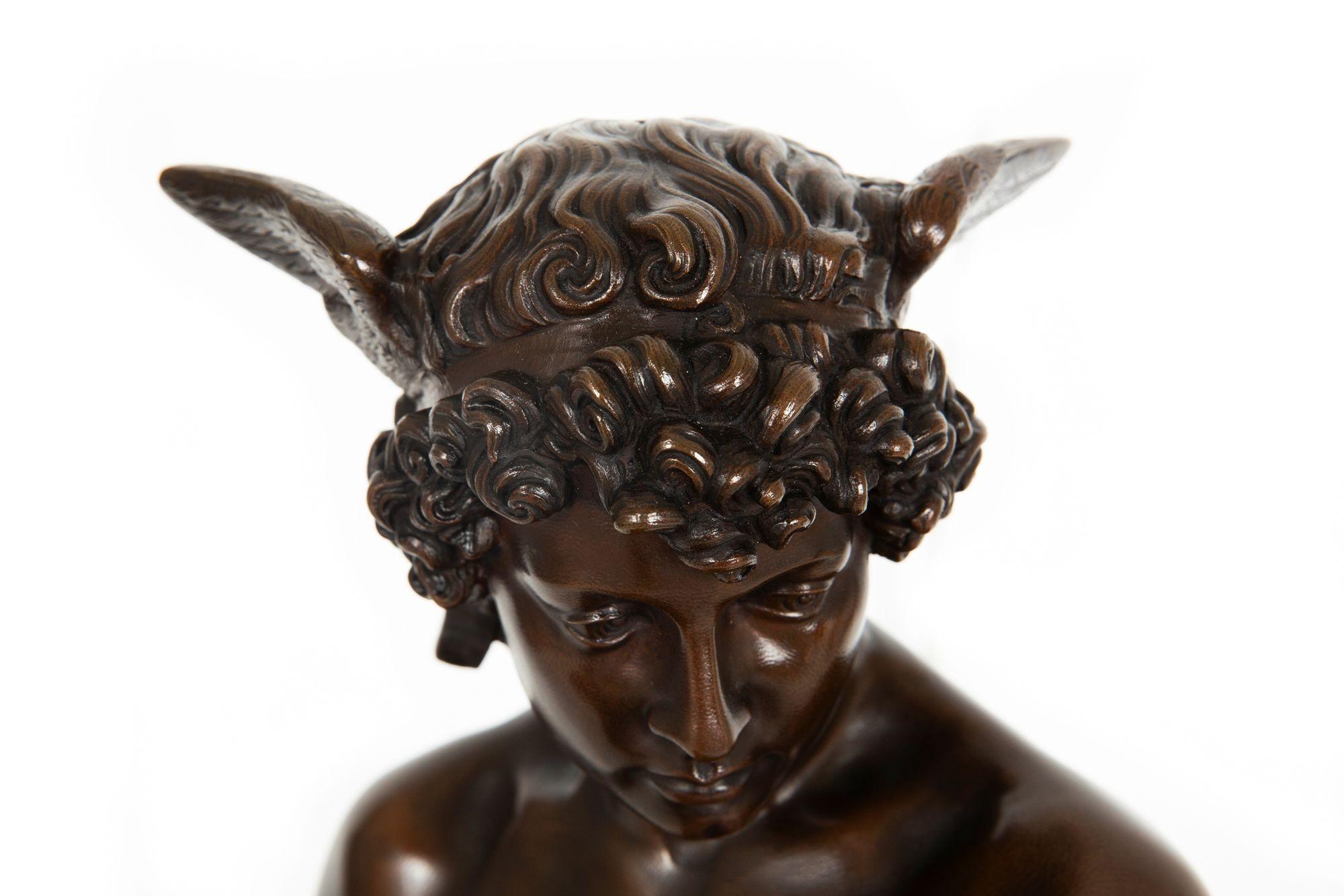 Scultura francese in bronzo antico di Mercurio seduto di Pierre Marius Montagne in vendita 12