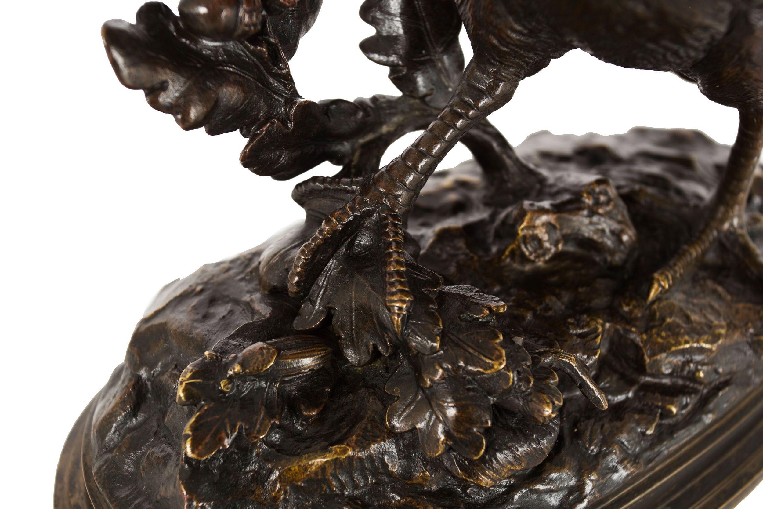 Sculpture en bronze ancien de Paul Édouard Delabrierre représentant une gélinotte en train de marcher 11