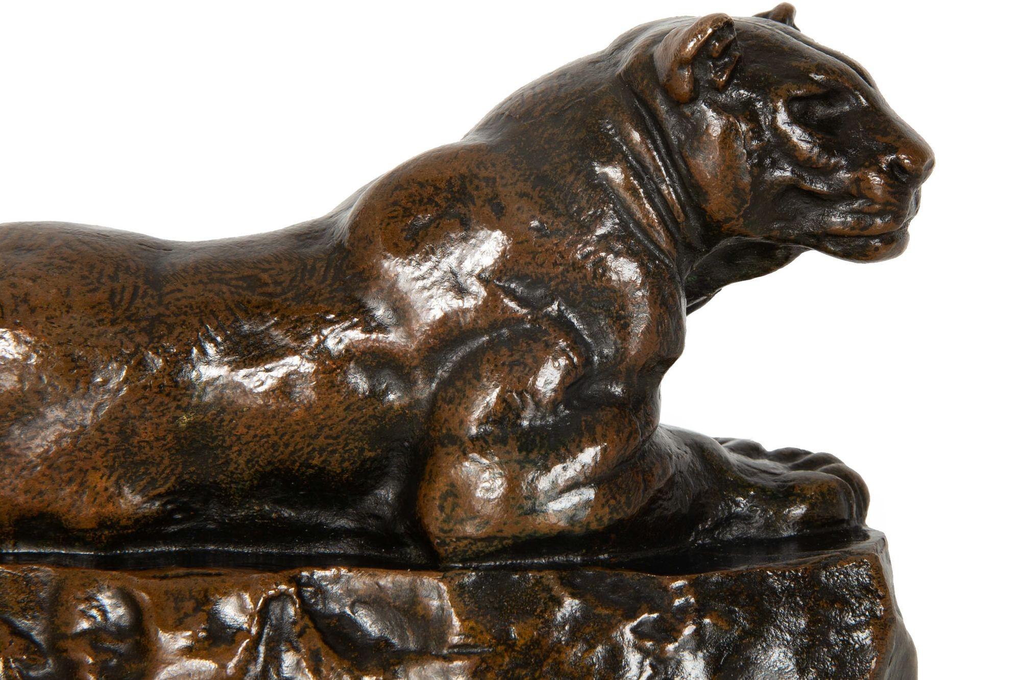 French Antique Bronze Sculpture “Panther of Tunisia” by Antoine-Louis Barye For Sale 6